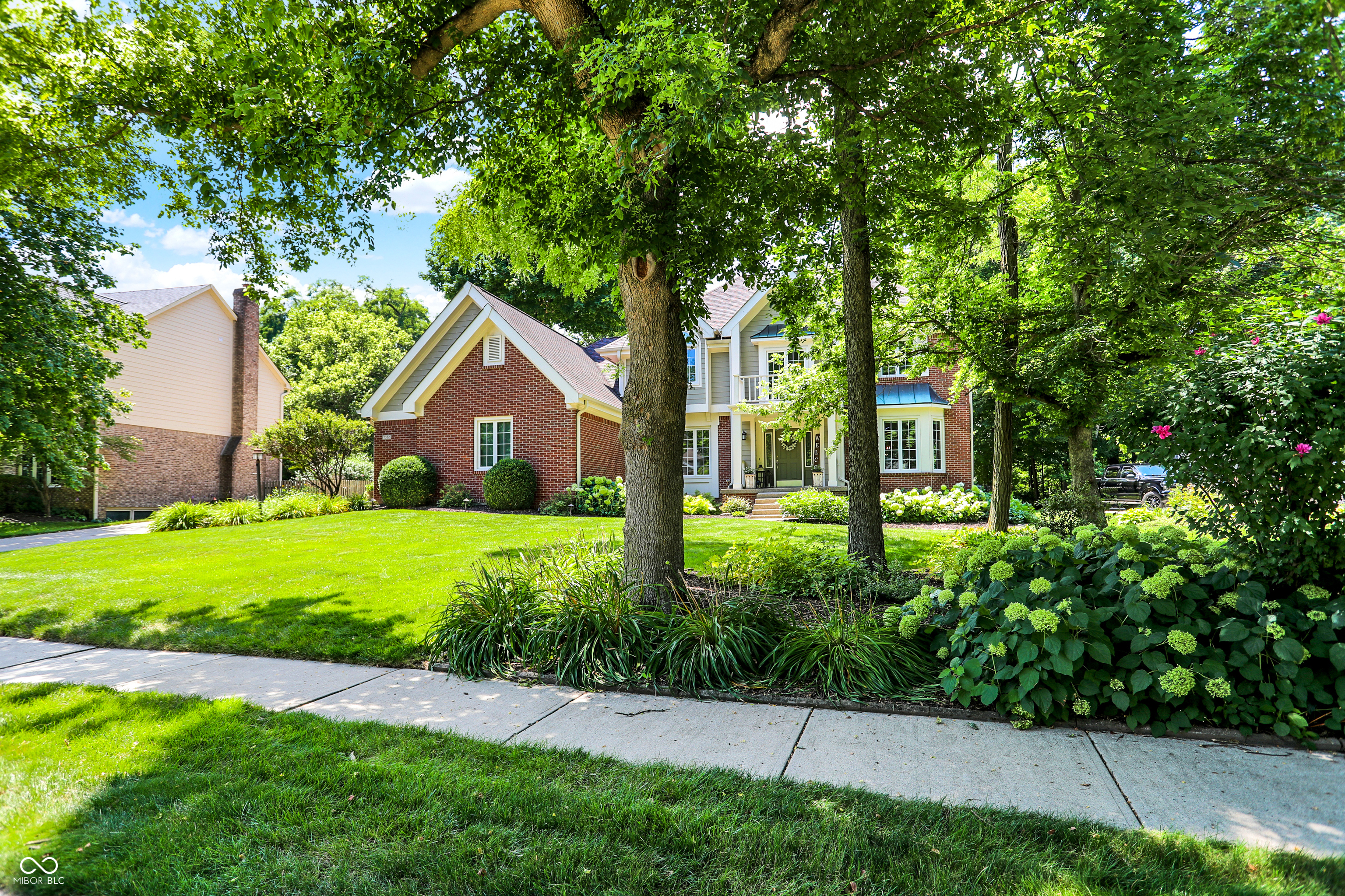 7382 Oakland Hills Court