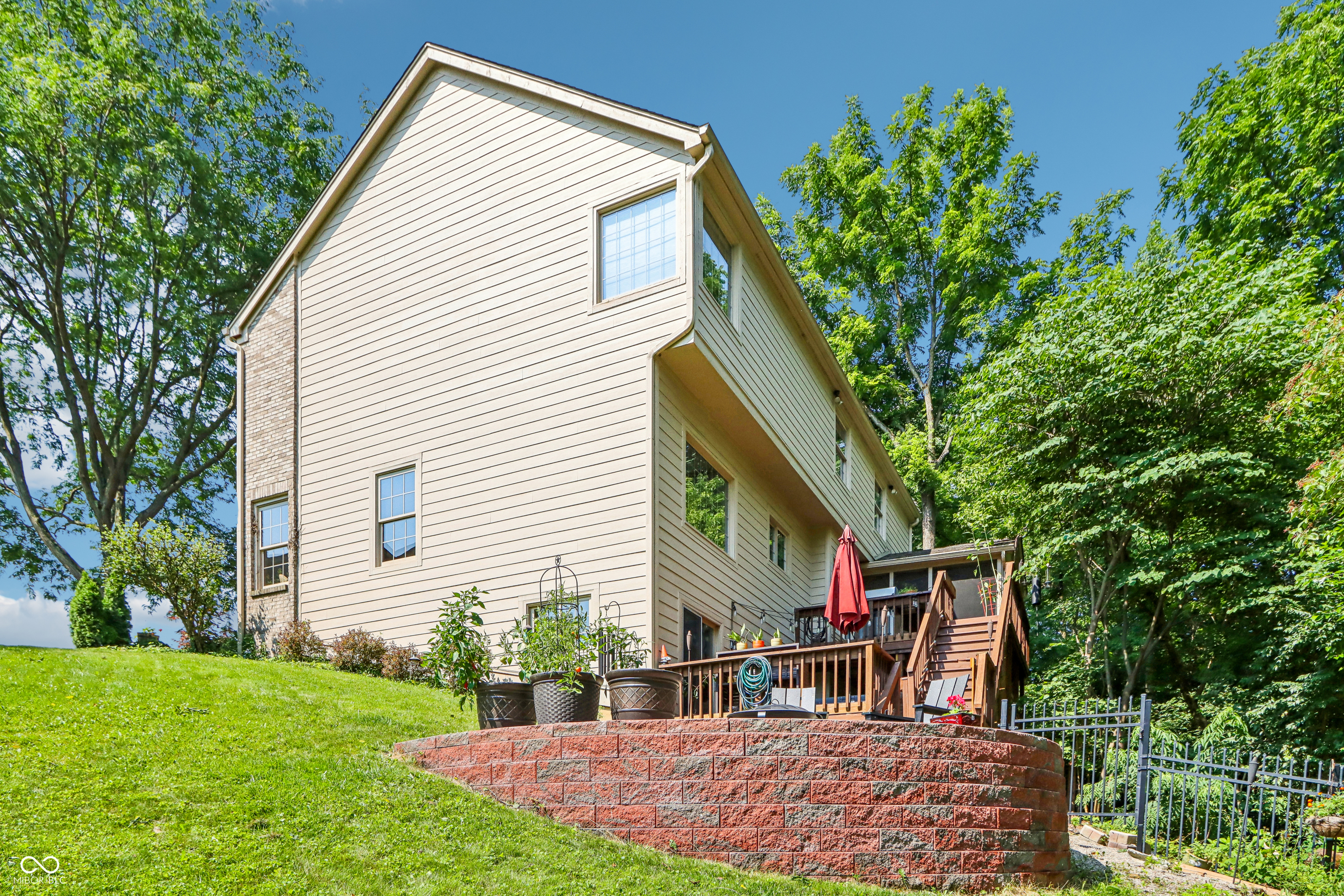 9242 Conway Court