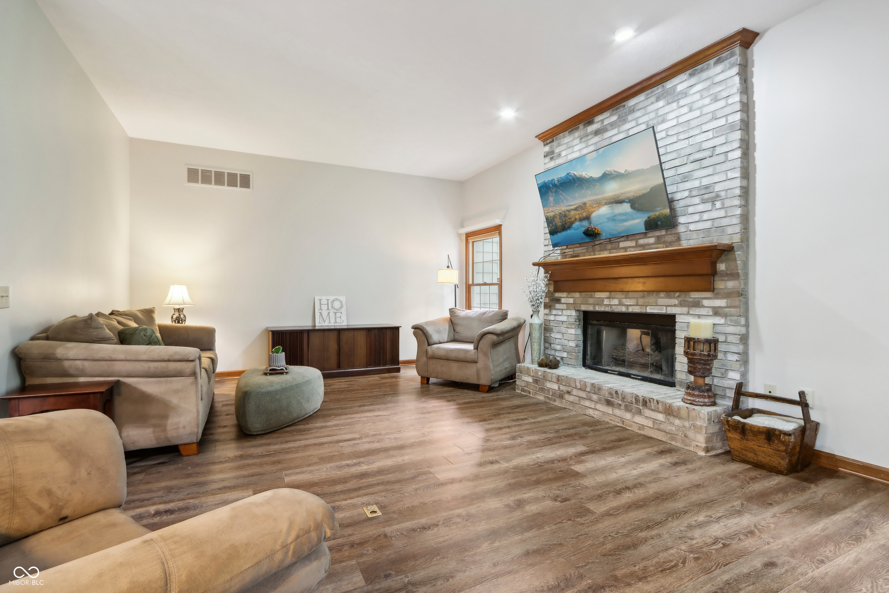 9242 Conway Court