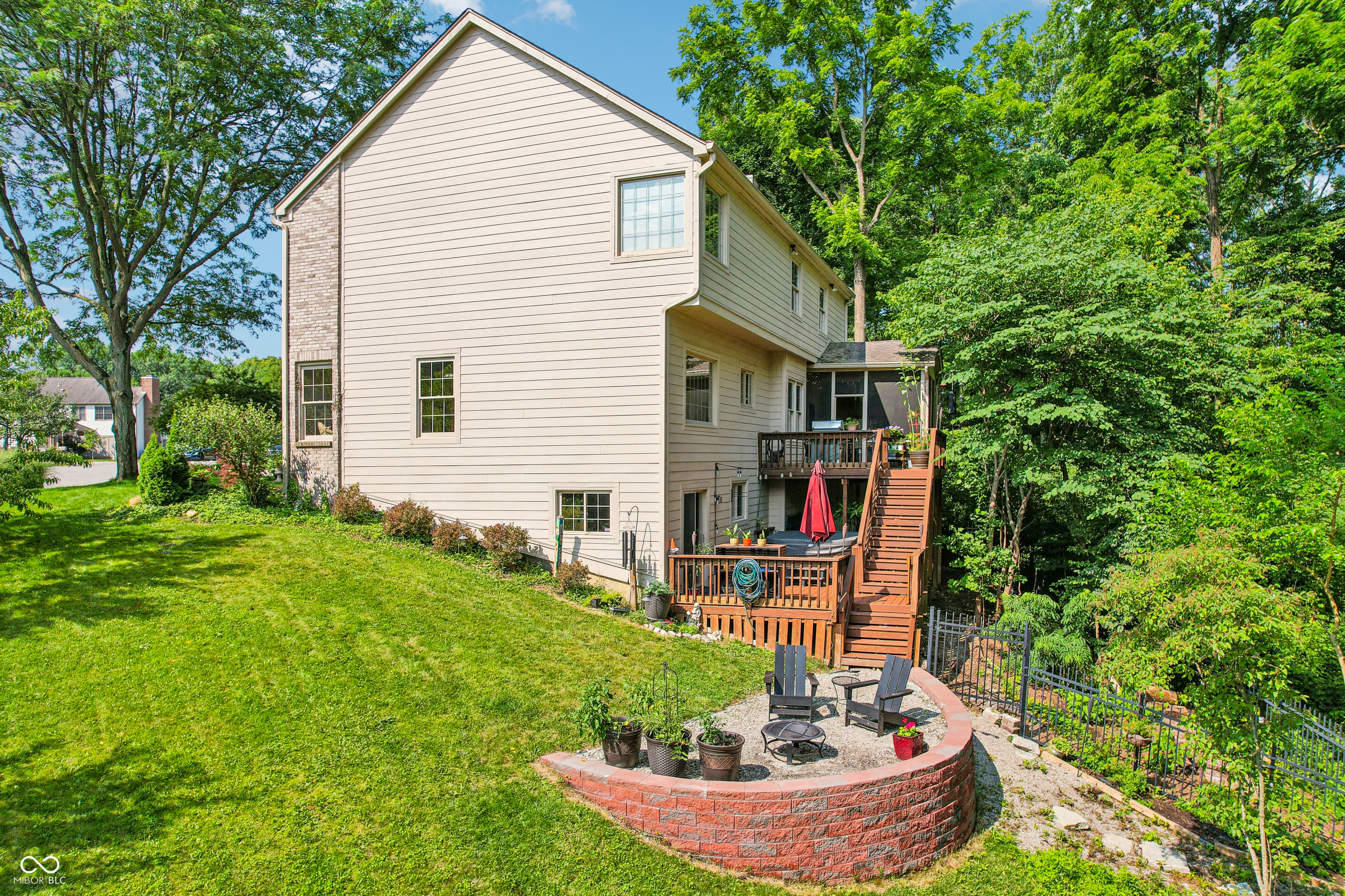 9242 Conway Court