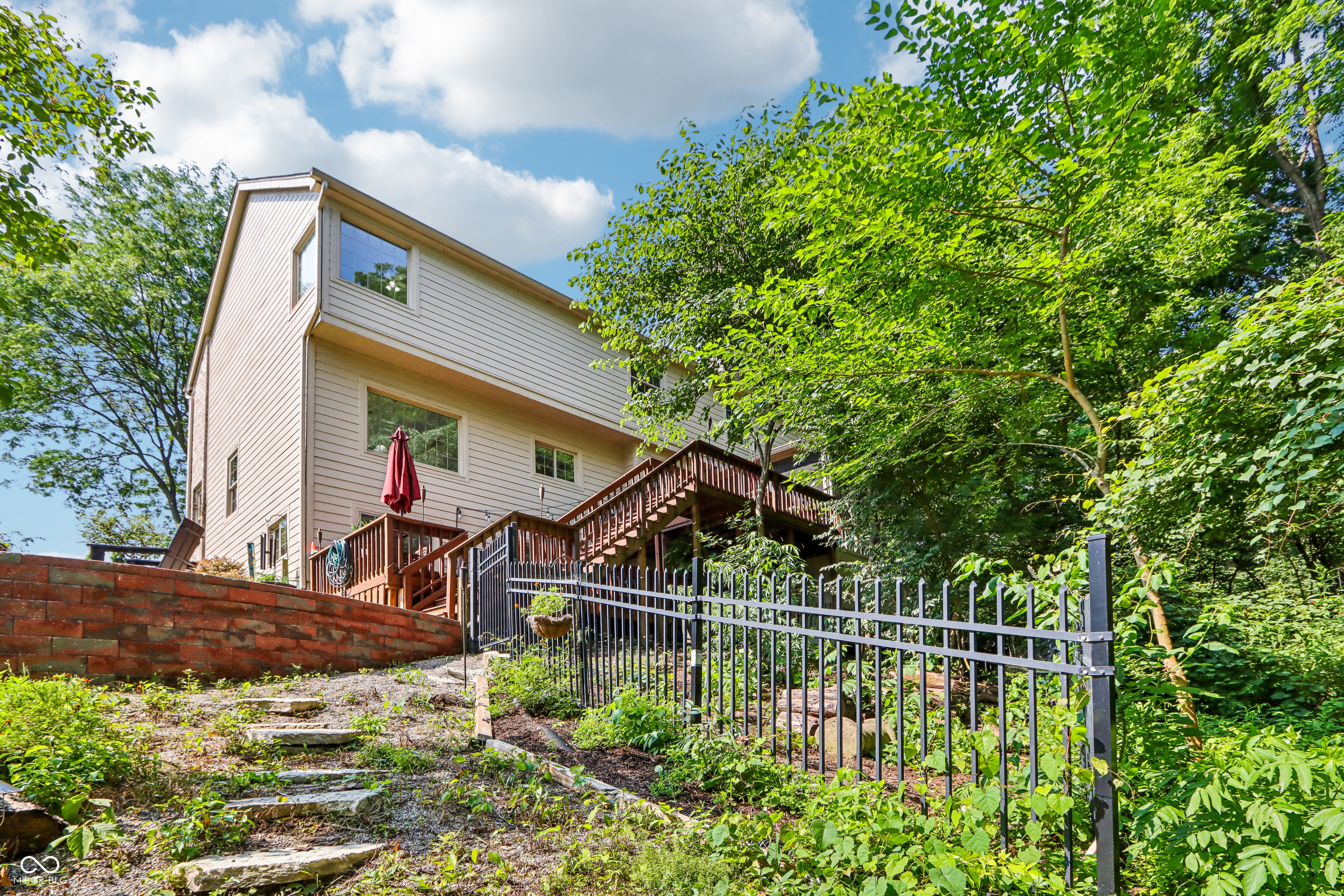 9242 Conway Court