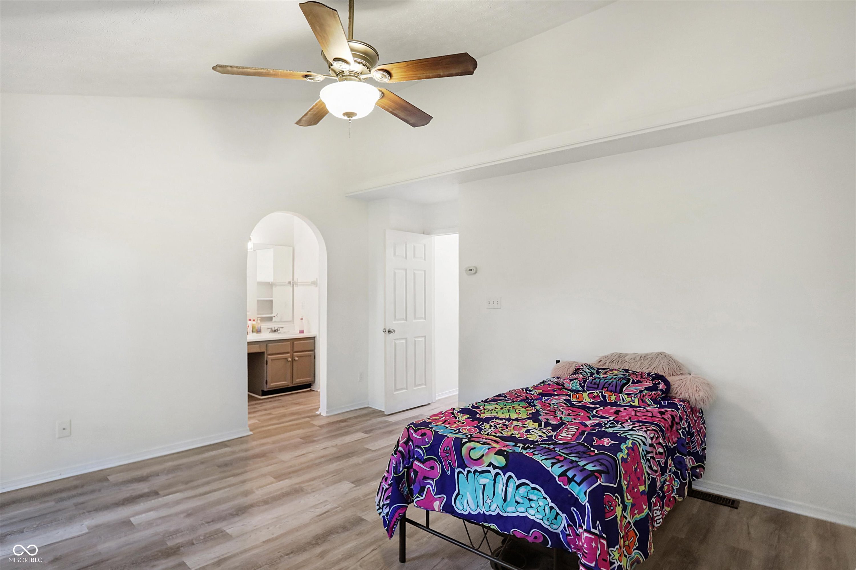 3213 Oceanline Drive E
