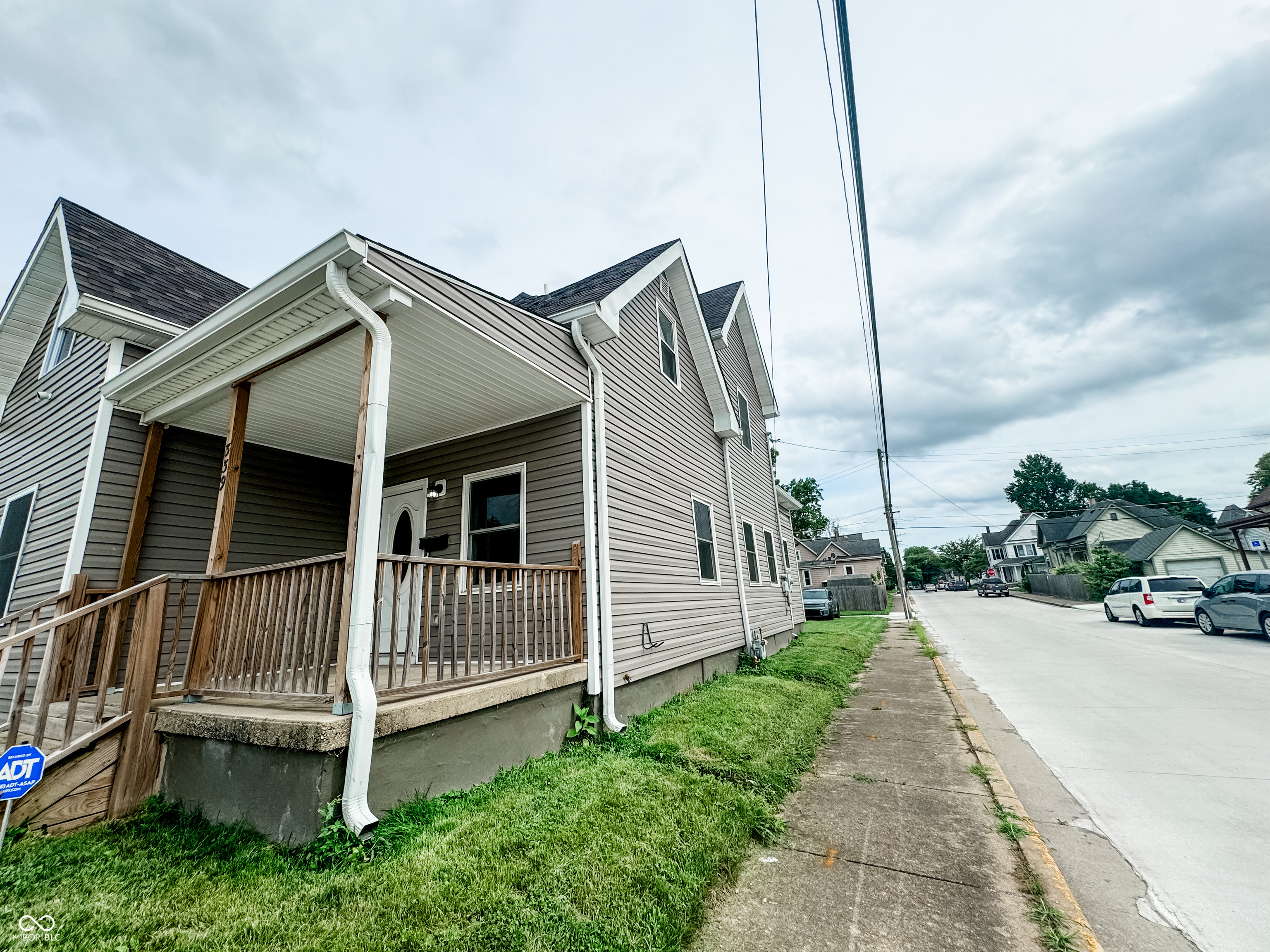 339 W Mechanic Street