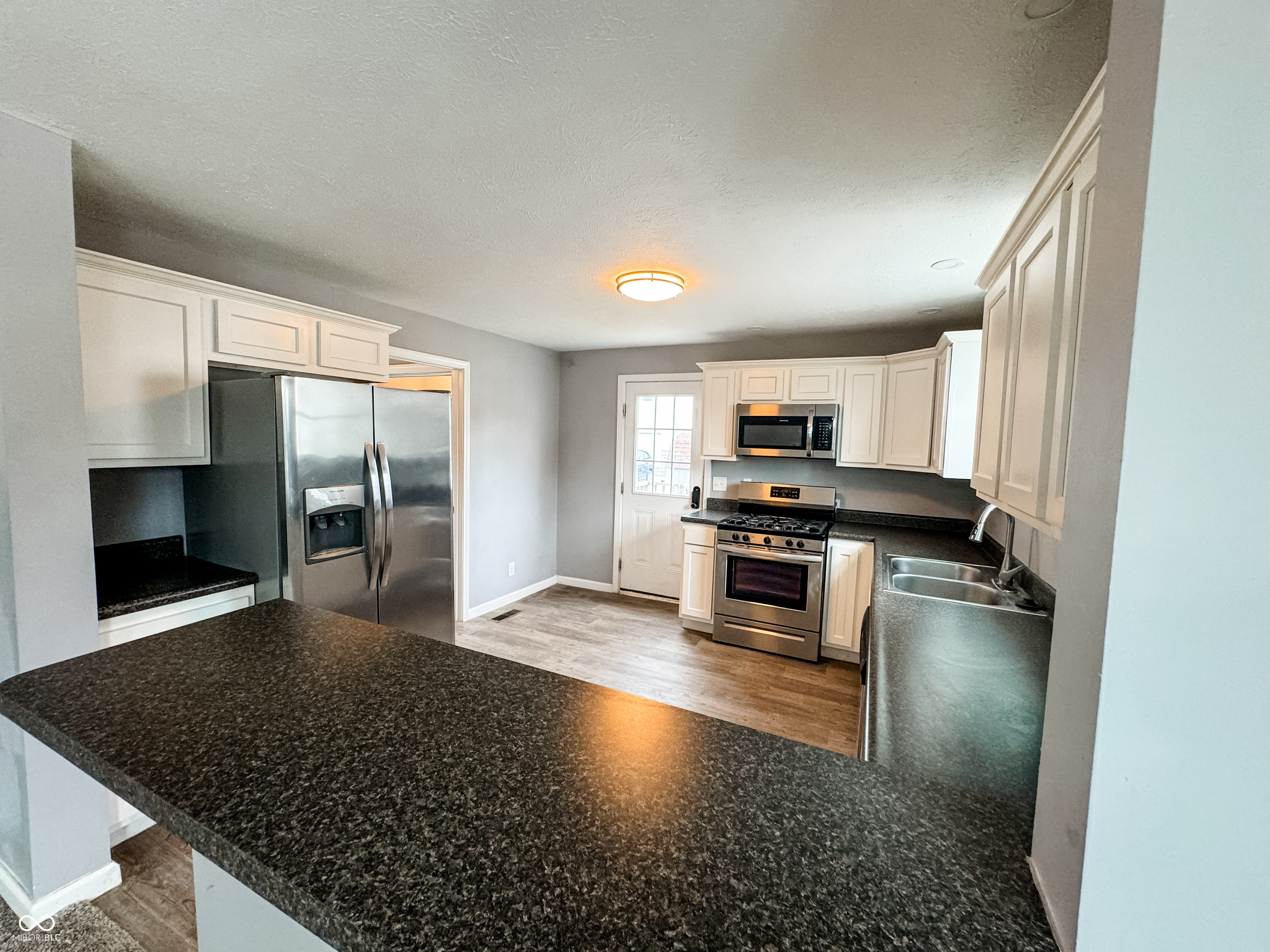 339 W Mechanic Street