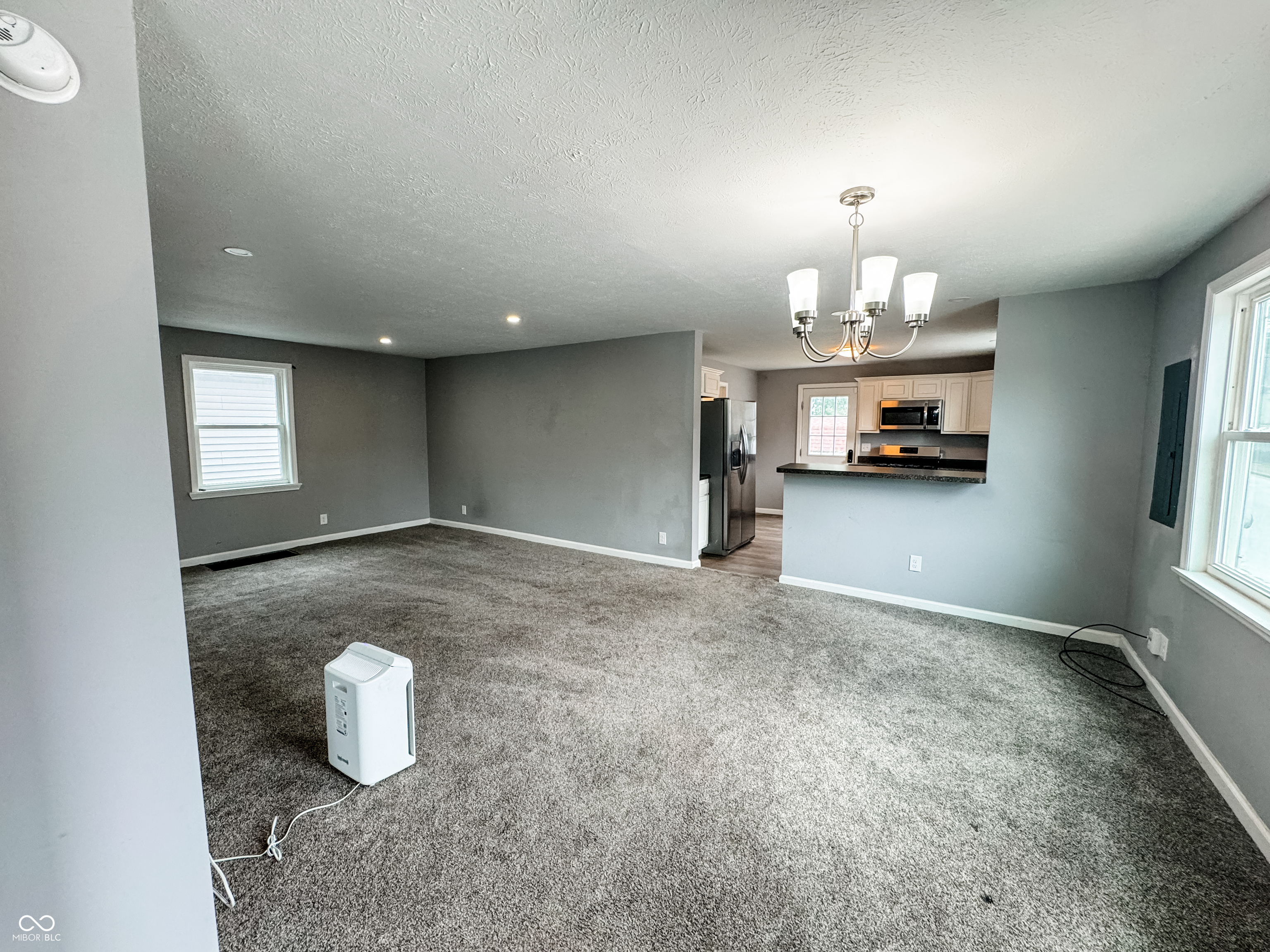 339 W Mechanic Street