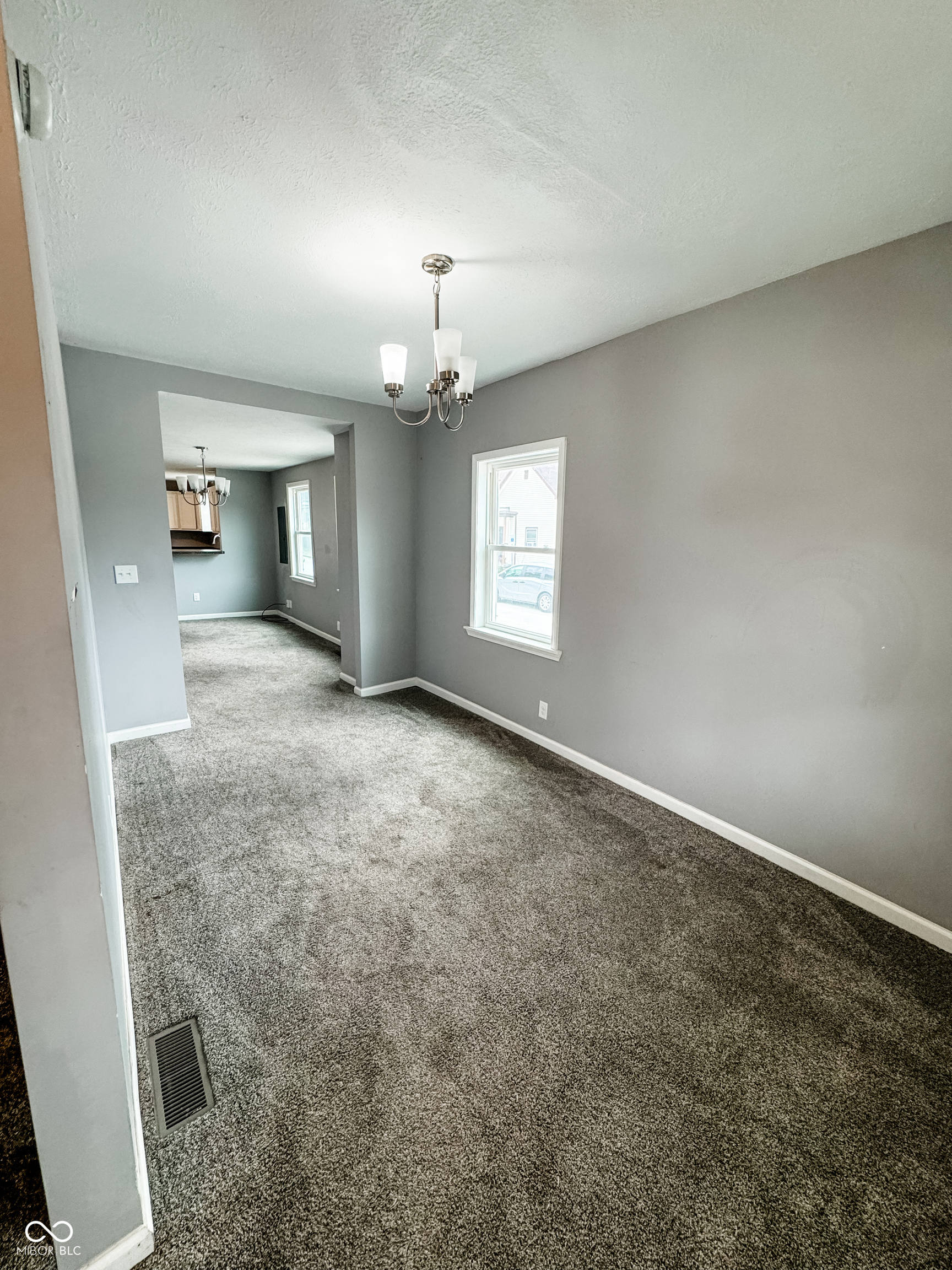 339 W Mechanic Street