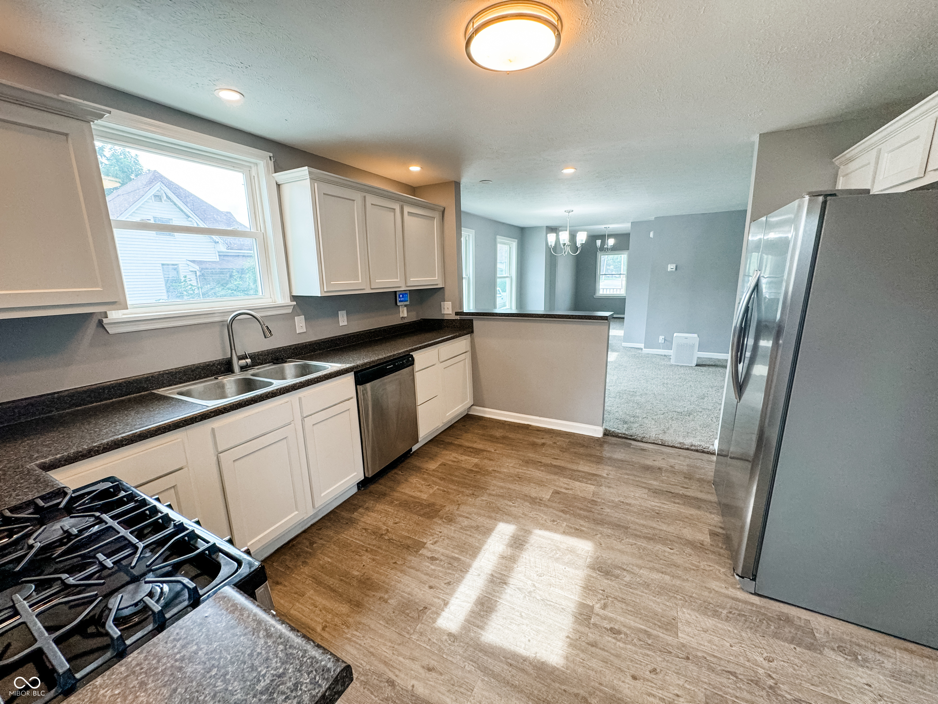 339 W Mechanic Street