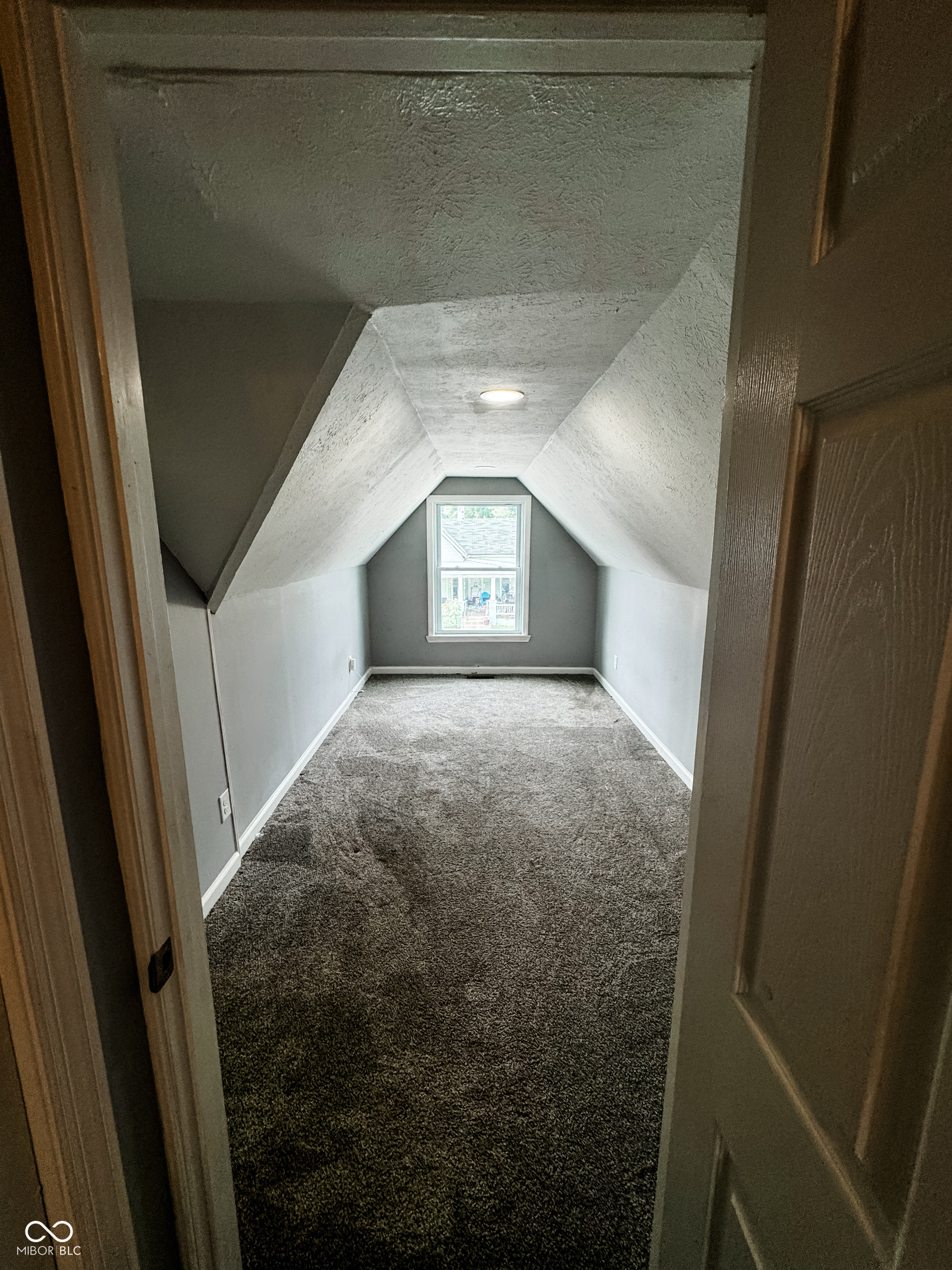 339 W Mechanic Street