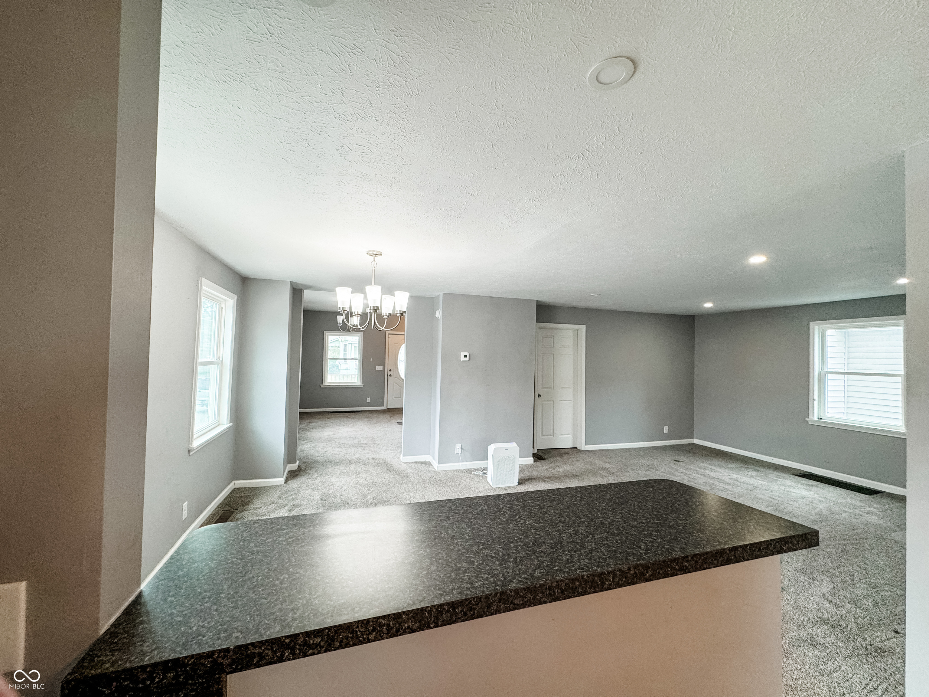 339 W Mechanic Street