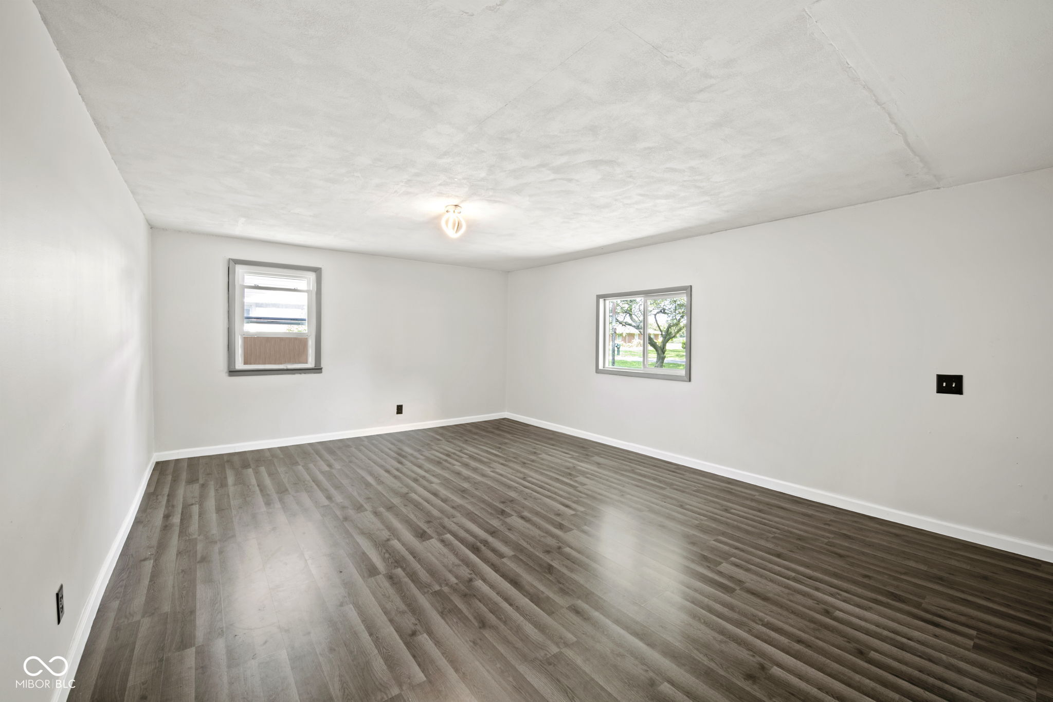 5623 Harmeson Drive
