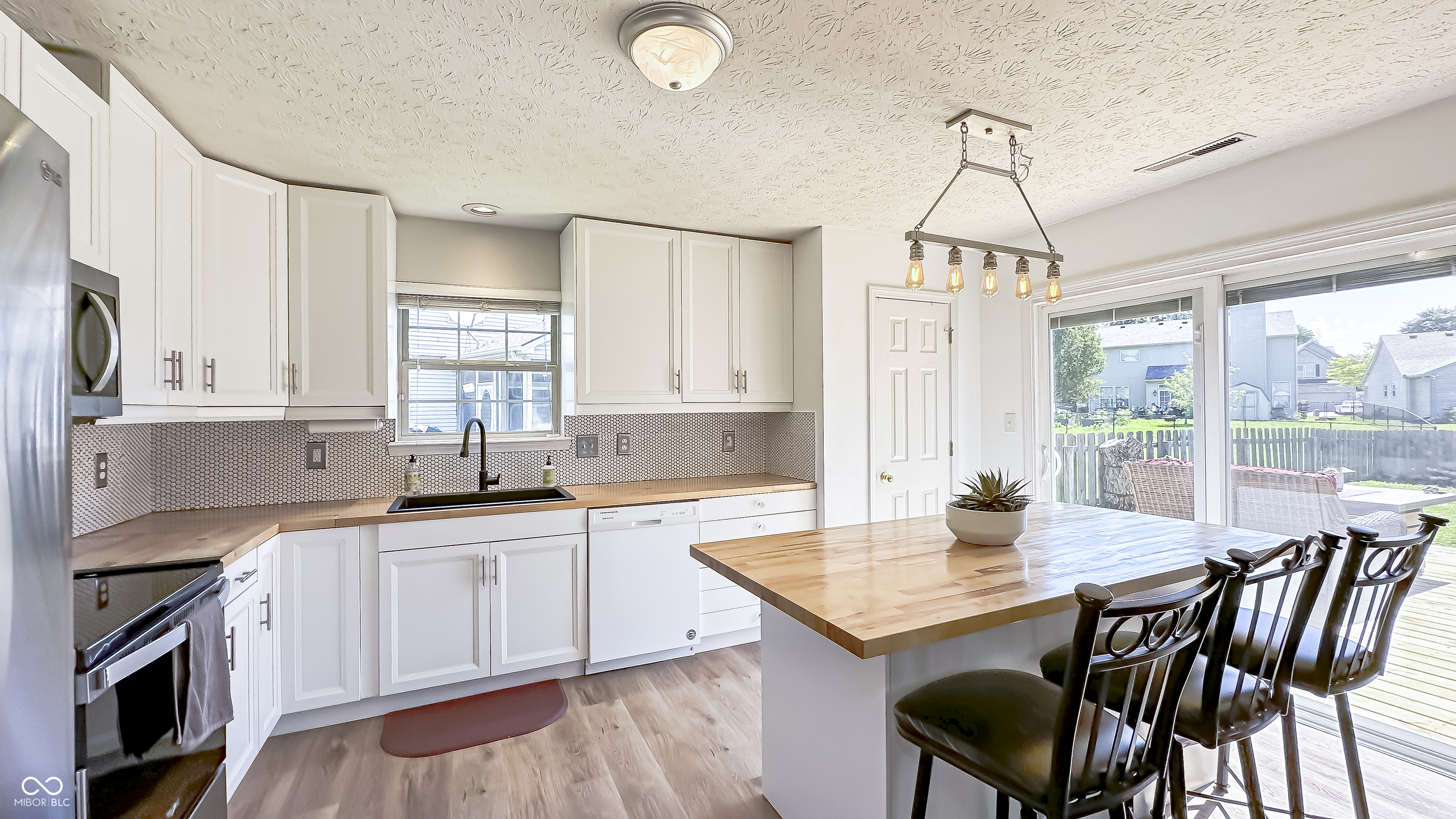 627 Jack Pine Court