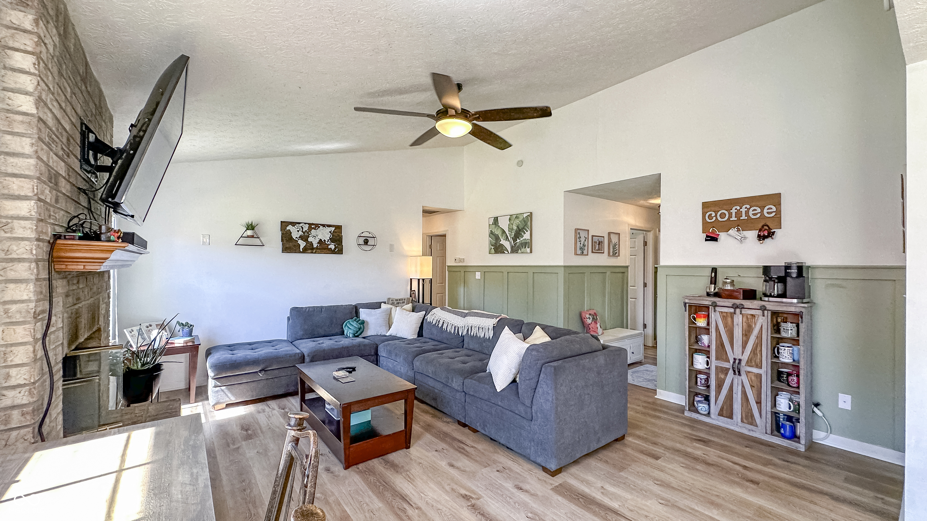 627 Jack Pine Court