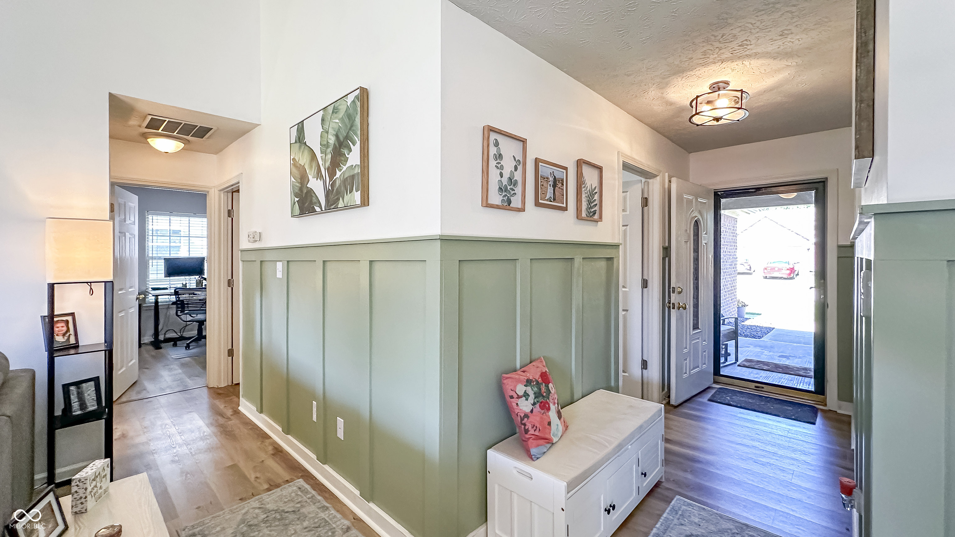 627 Jack Pine Court