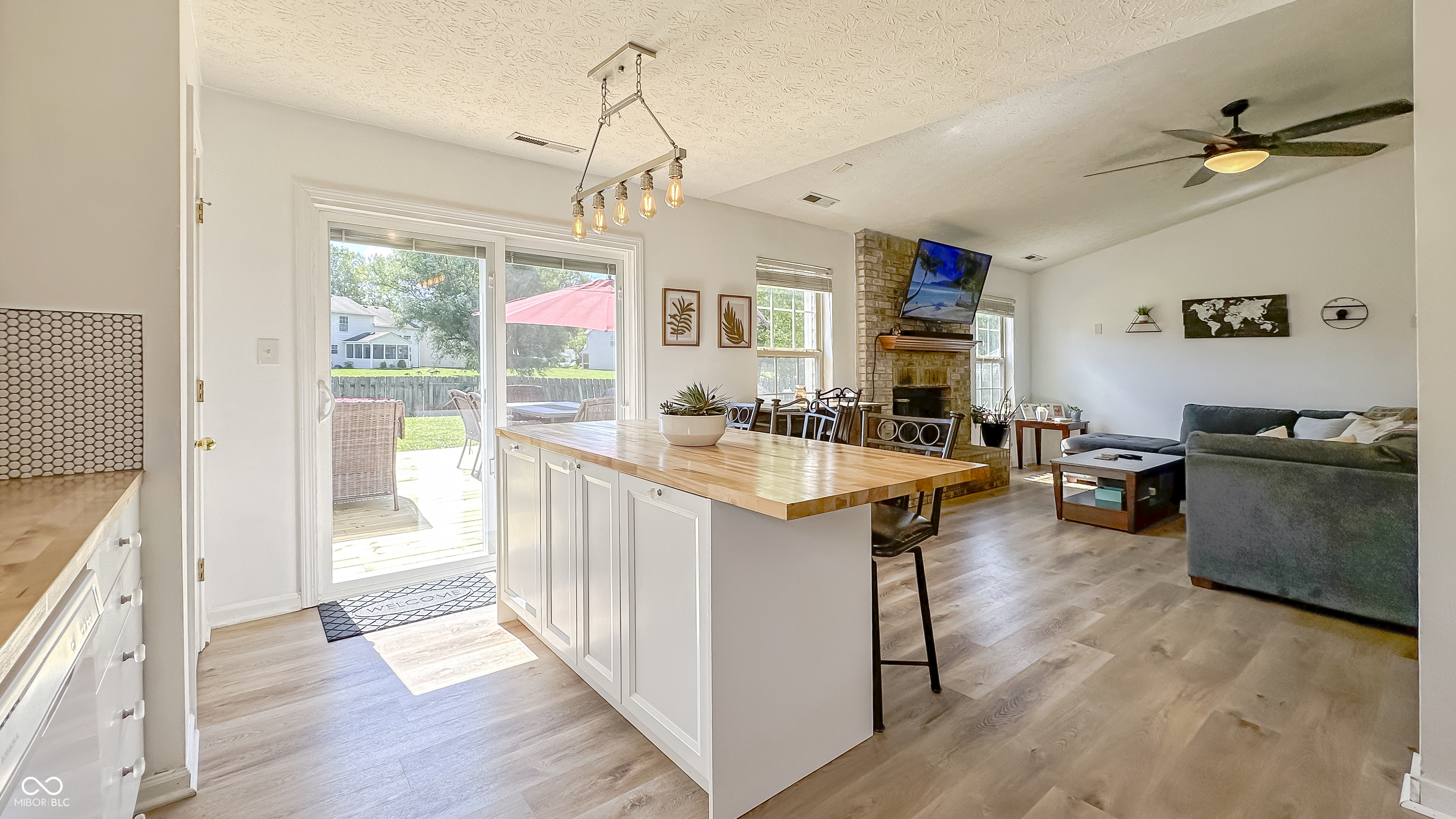 627 Jack Pine Court
