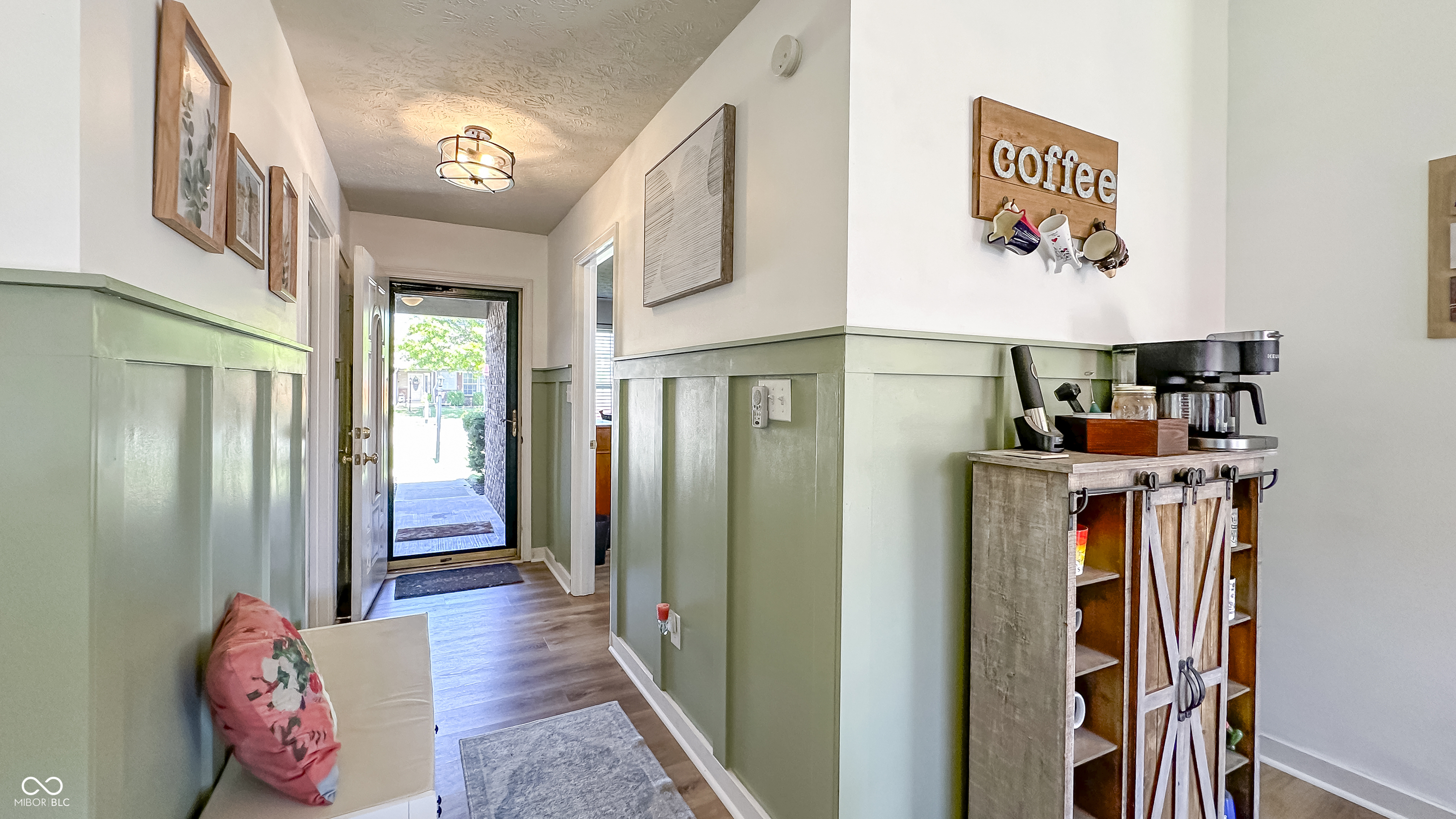 627 Jack Pine Court