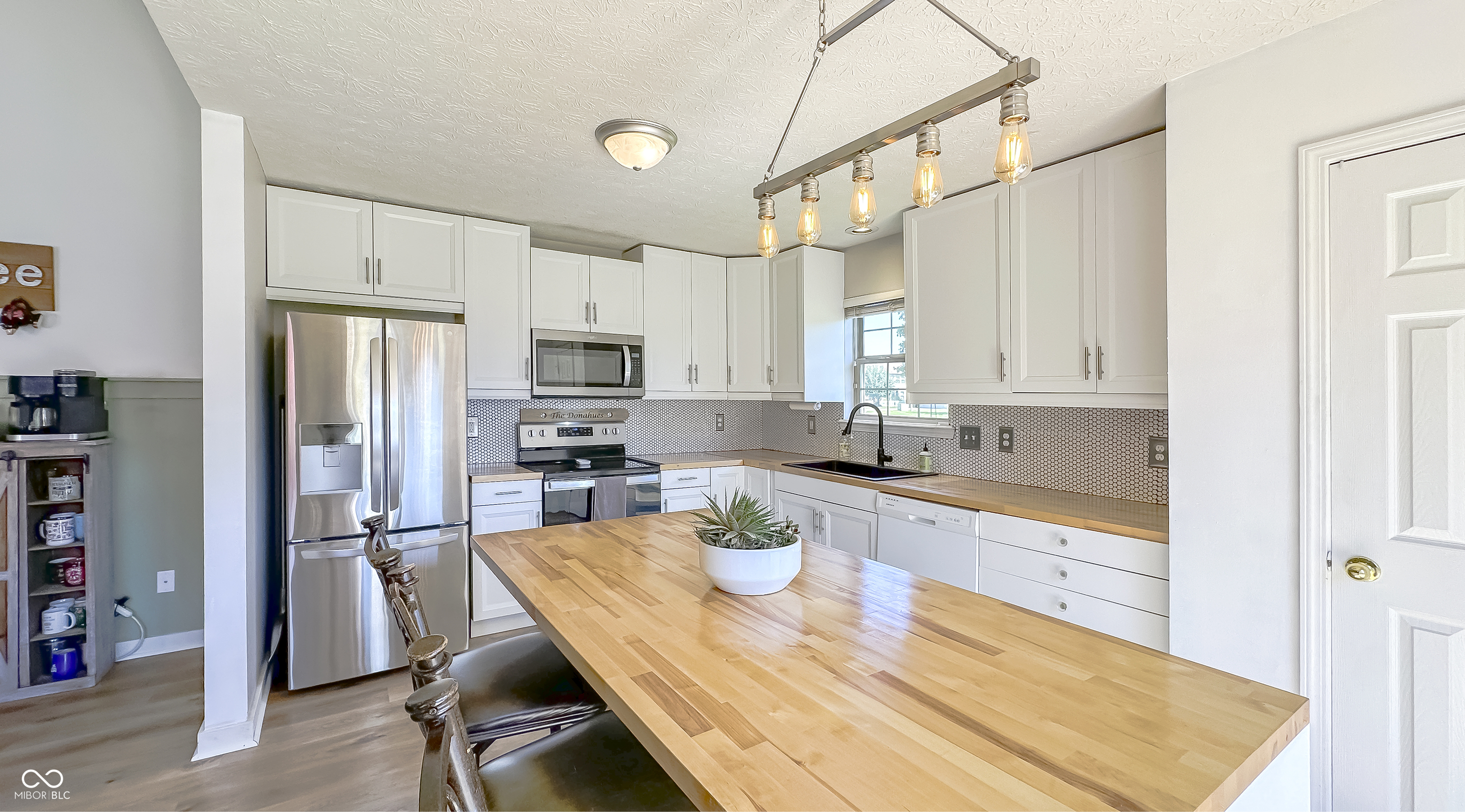 627 Jack Pine Court