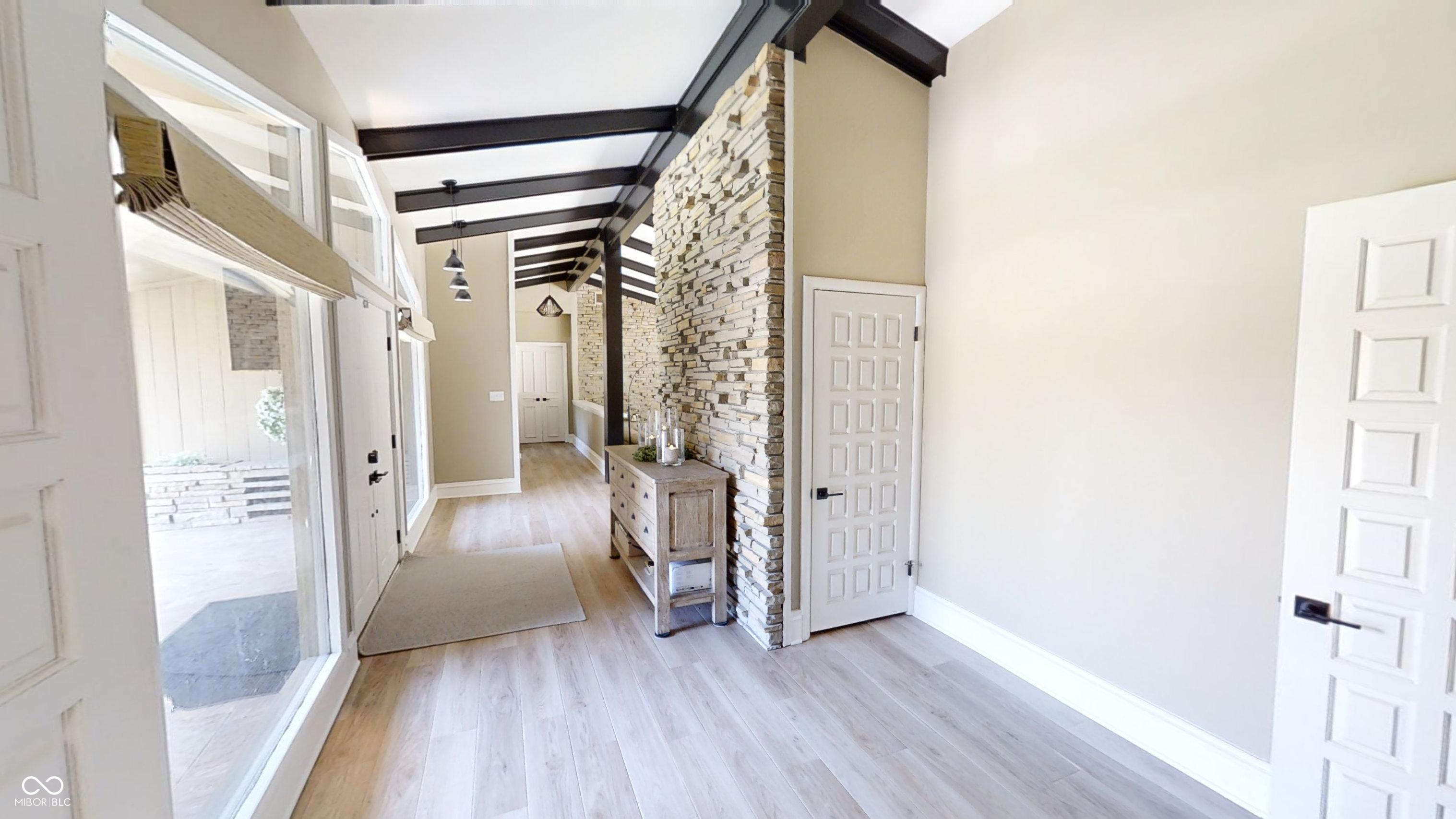 6255 Macatuck Drive