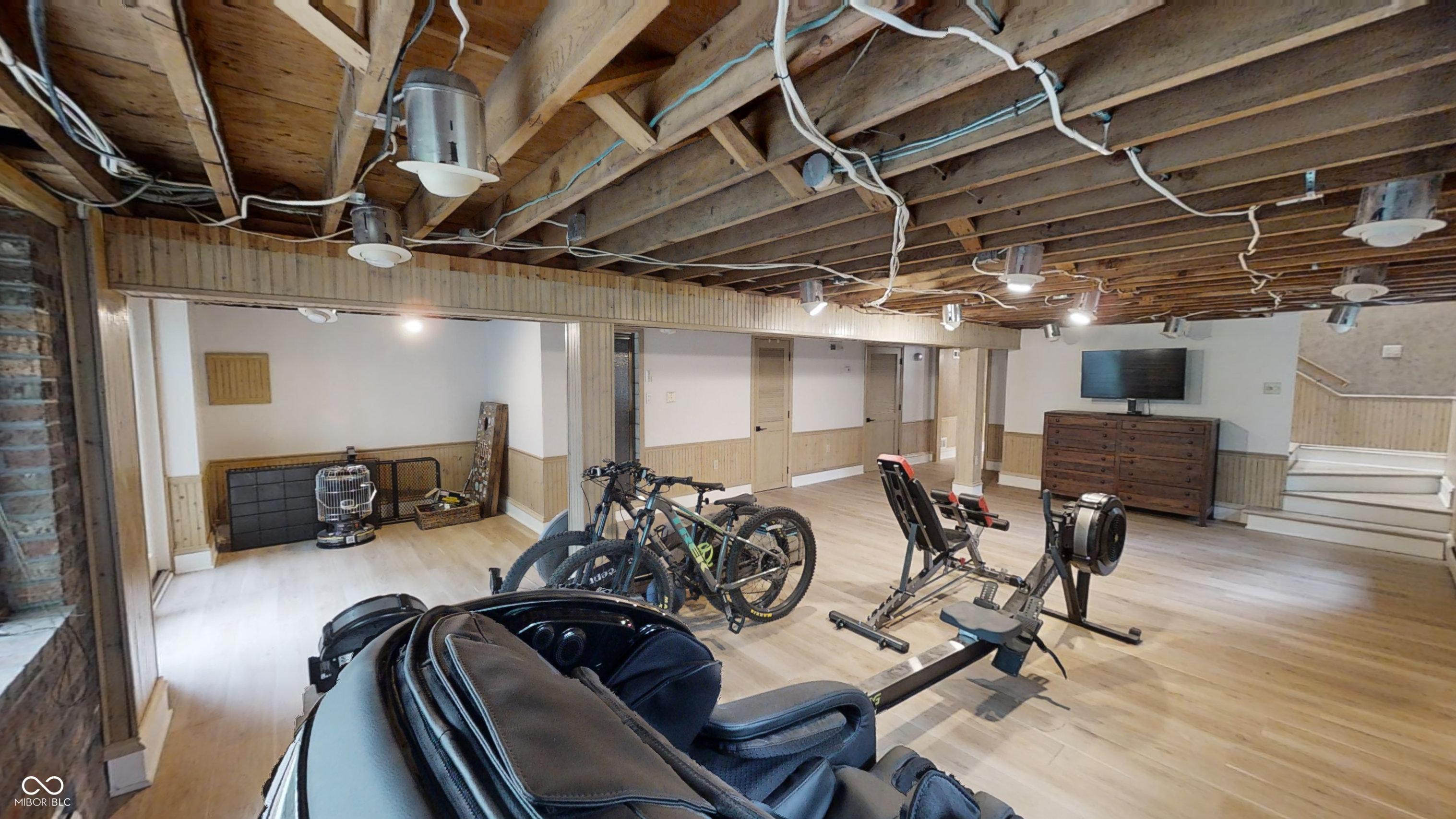 6255 Macatuck Drive
