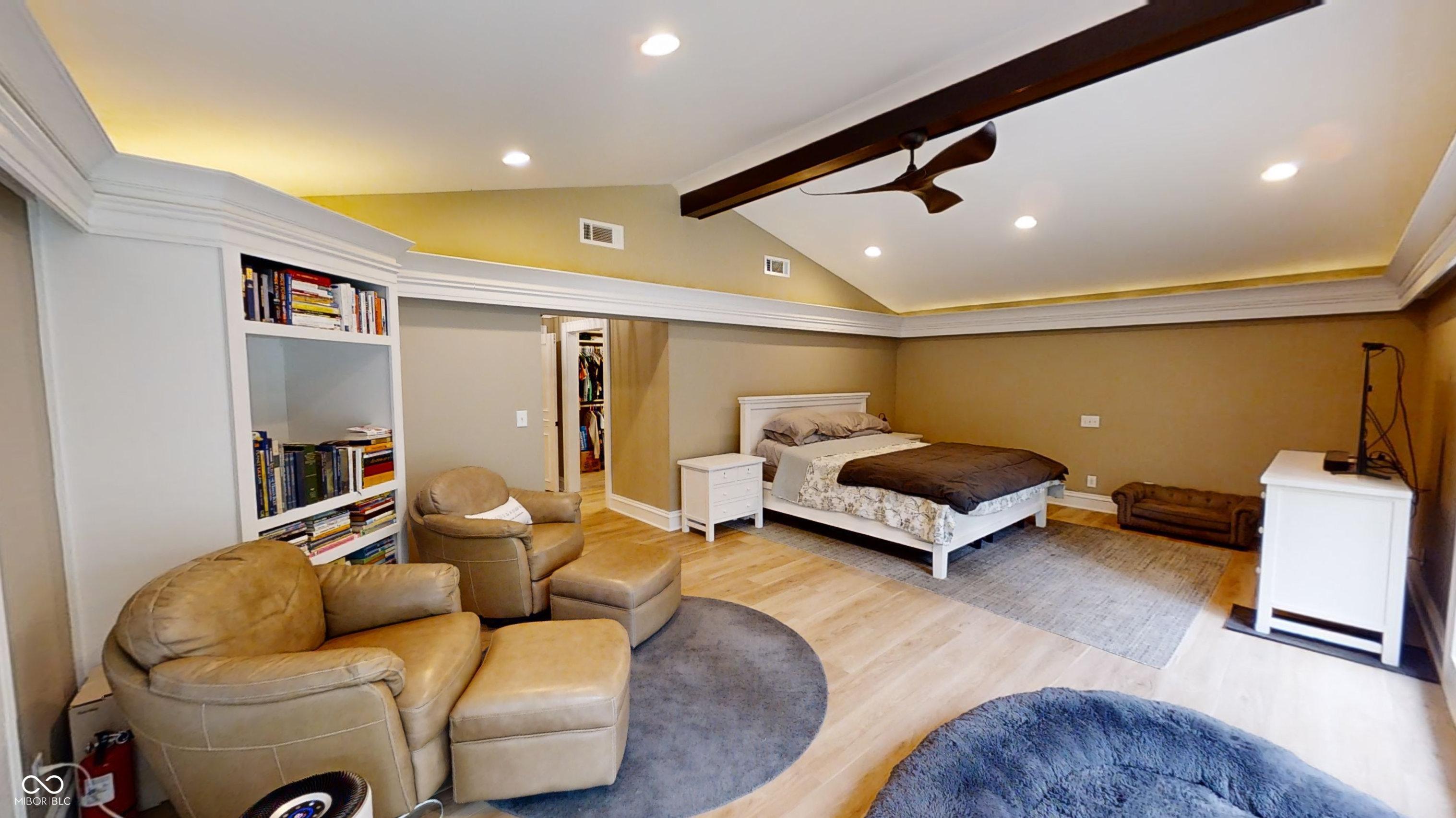 6255 Macatuck Drive