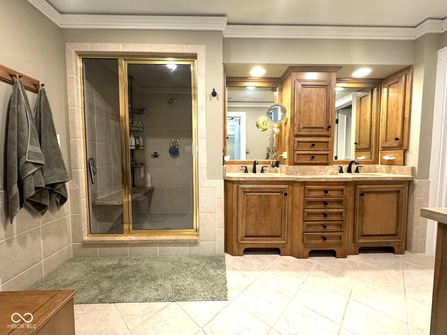 6255 Macatuck Drive