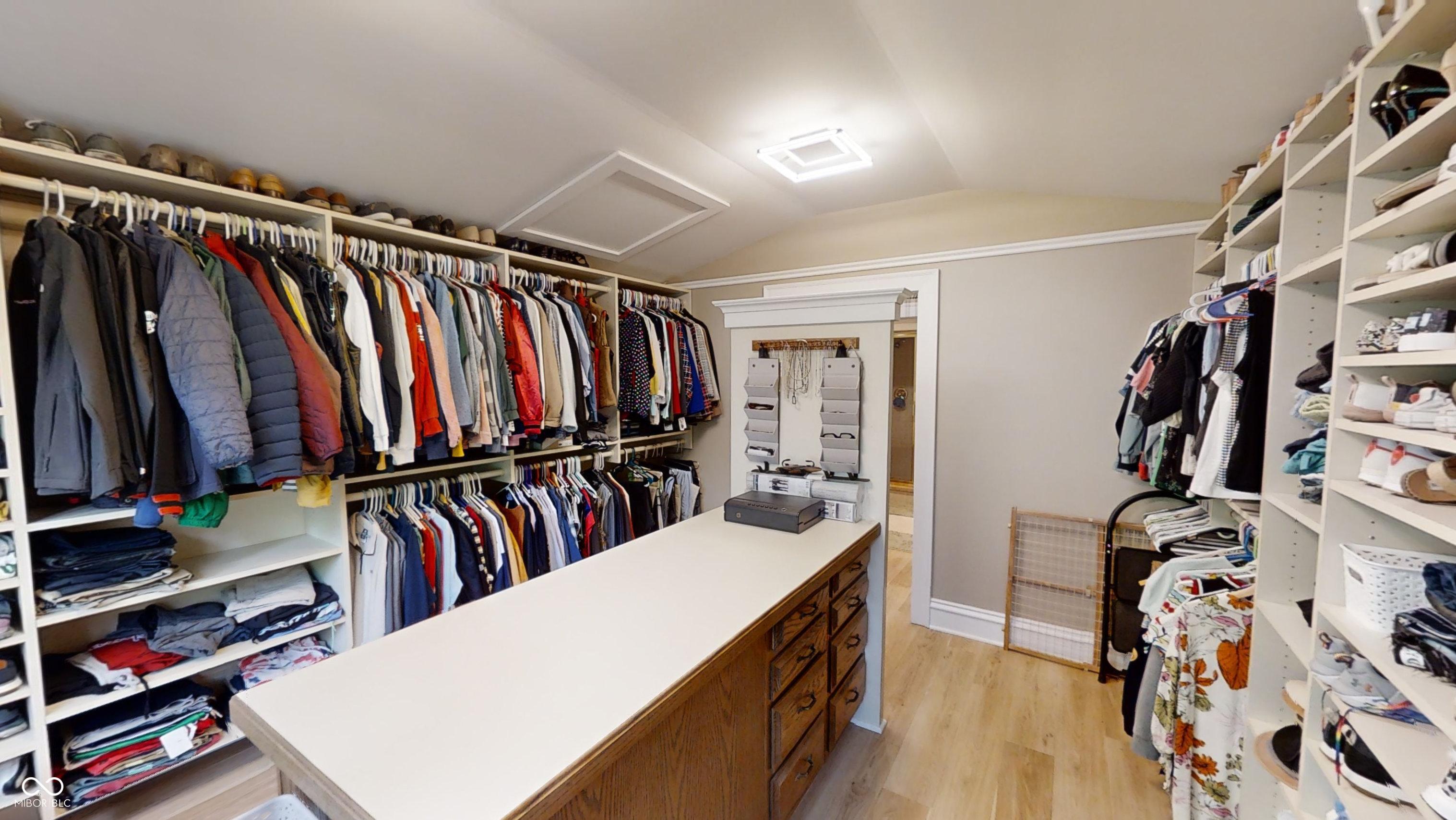 6255 Macatuck Drive