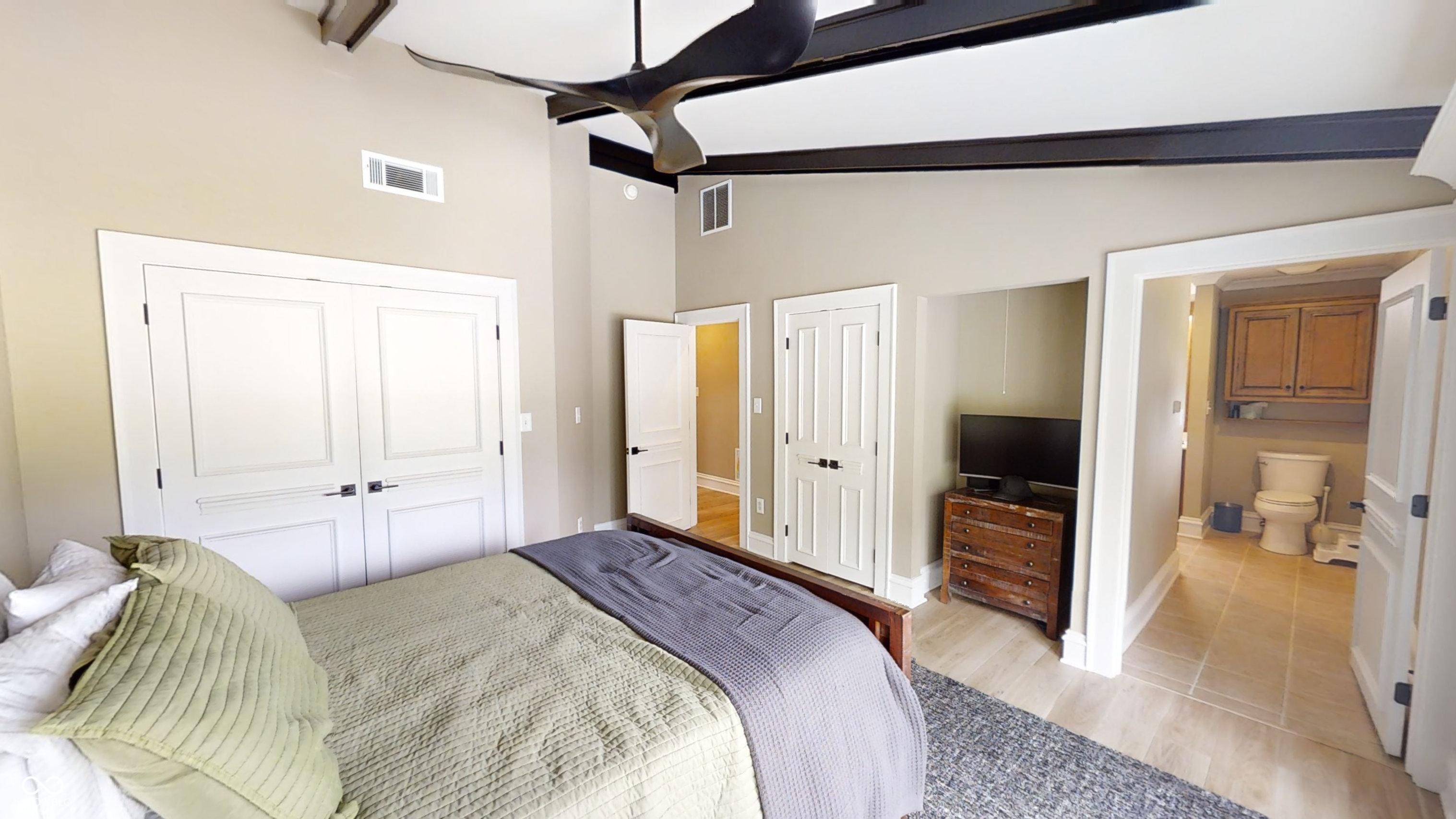 6255 Macatuck Drive