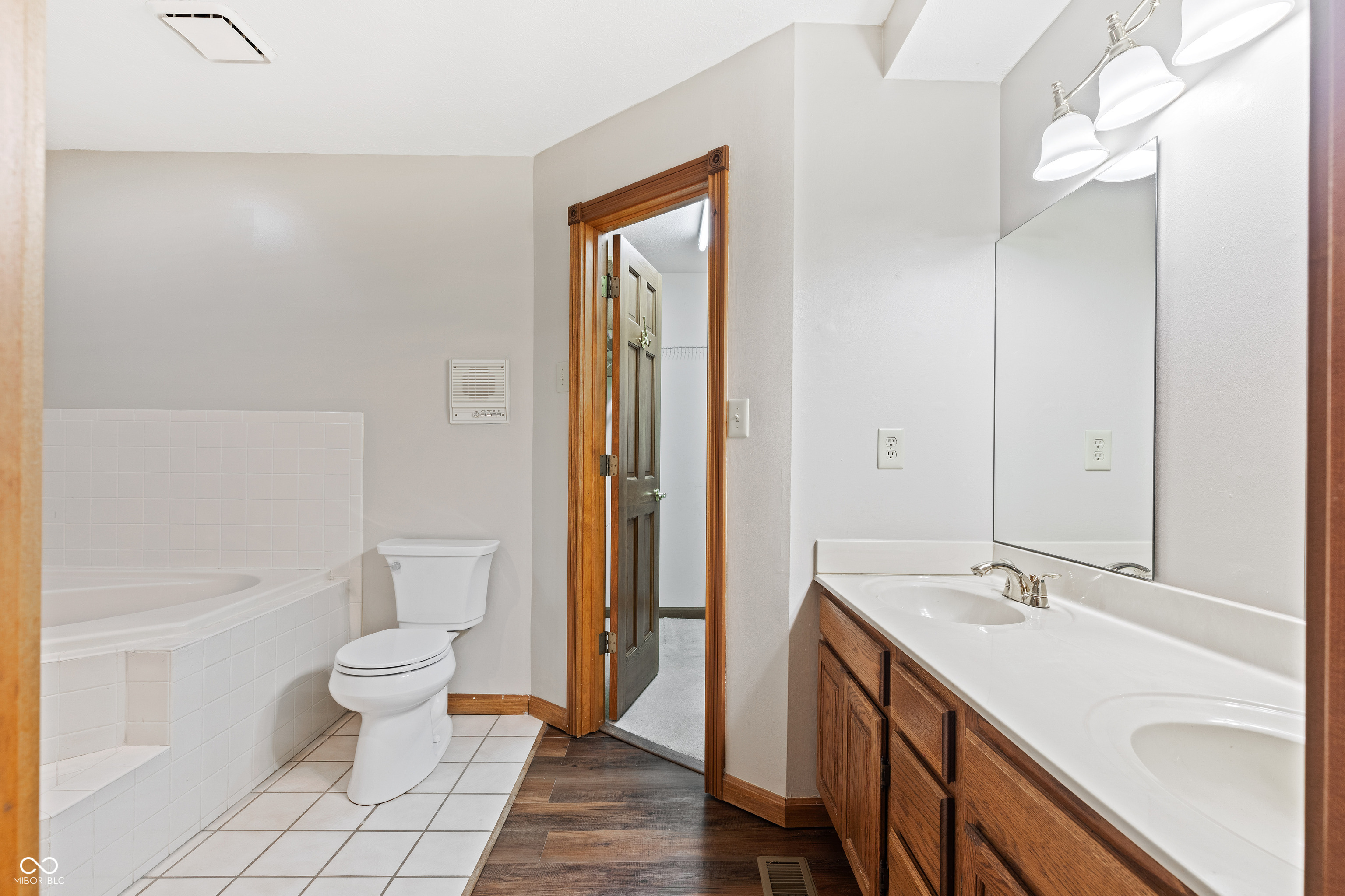 226 Golf Court