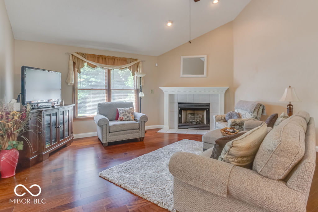 5574 Station Hill Drive