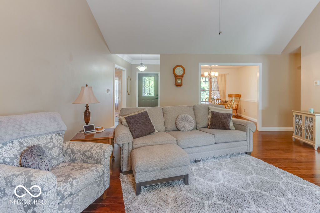 5574 Station Hill Drive