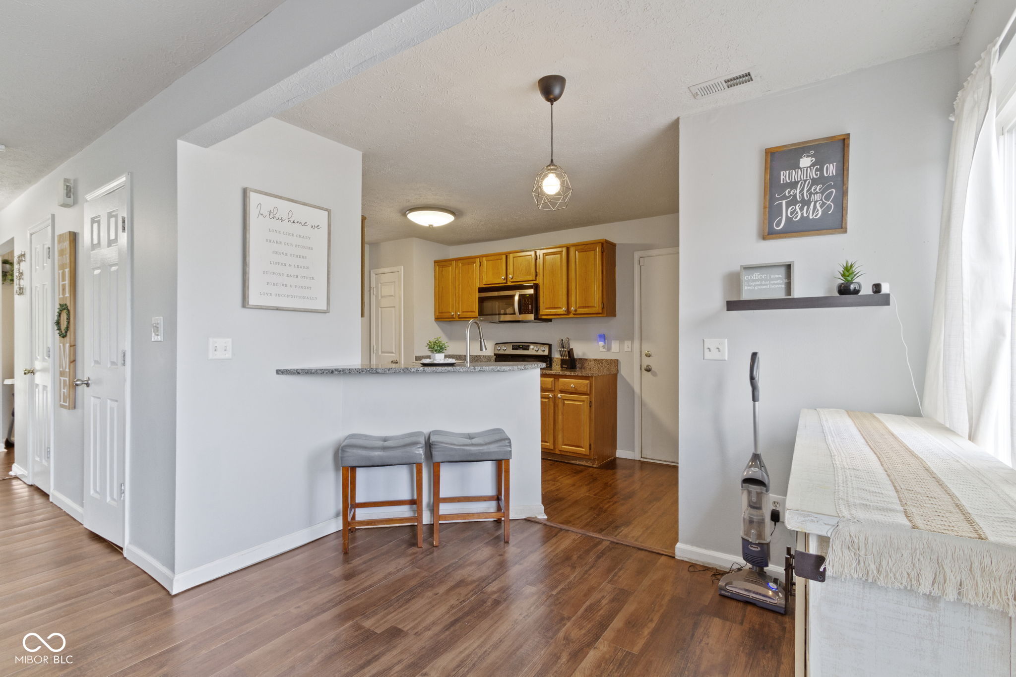 11803 Shannon Pointe Road