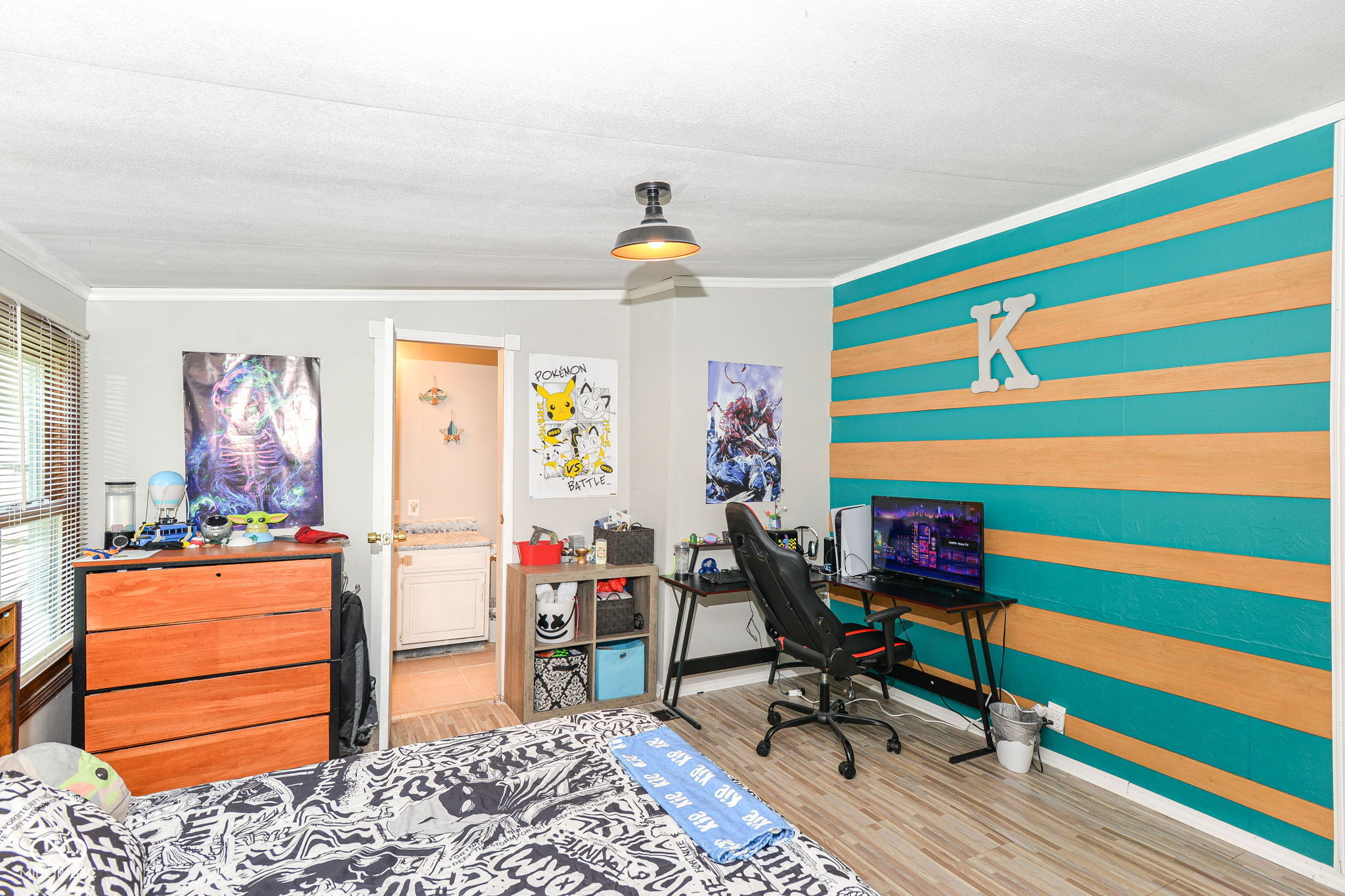 310 E Log Street