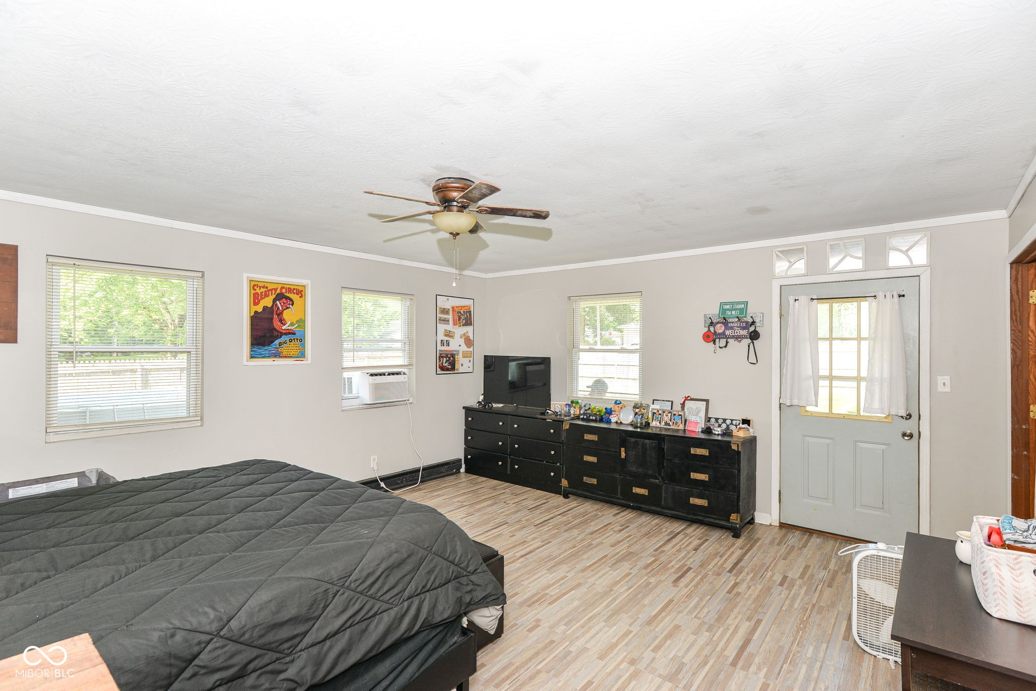 310 E Log Street