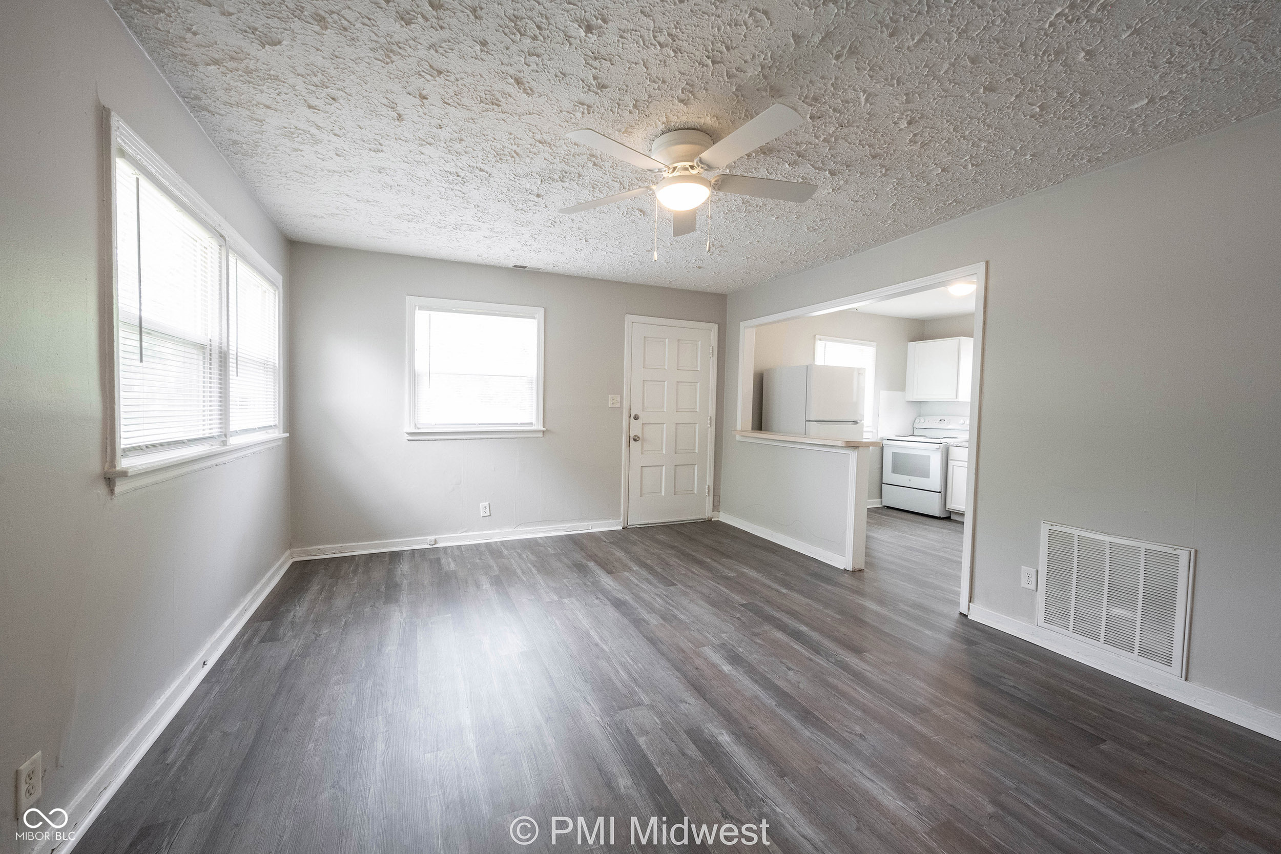 6101 Nimitz Drive