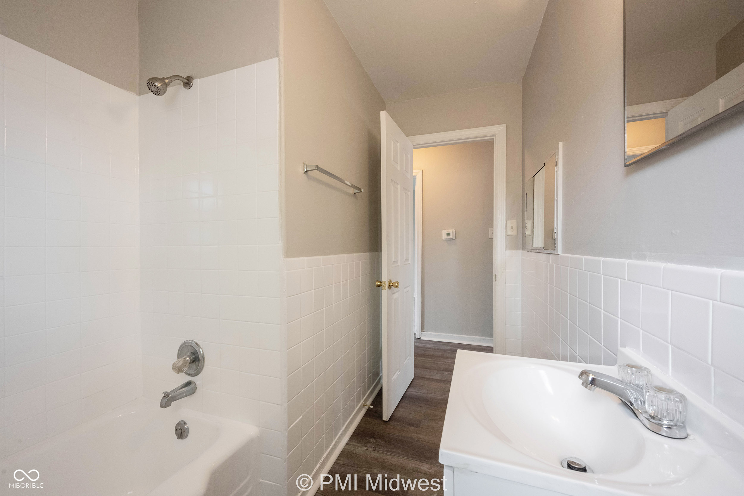 6101 Nimitz Drive