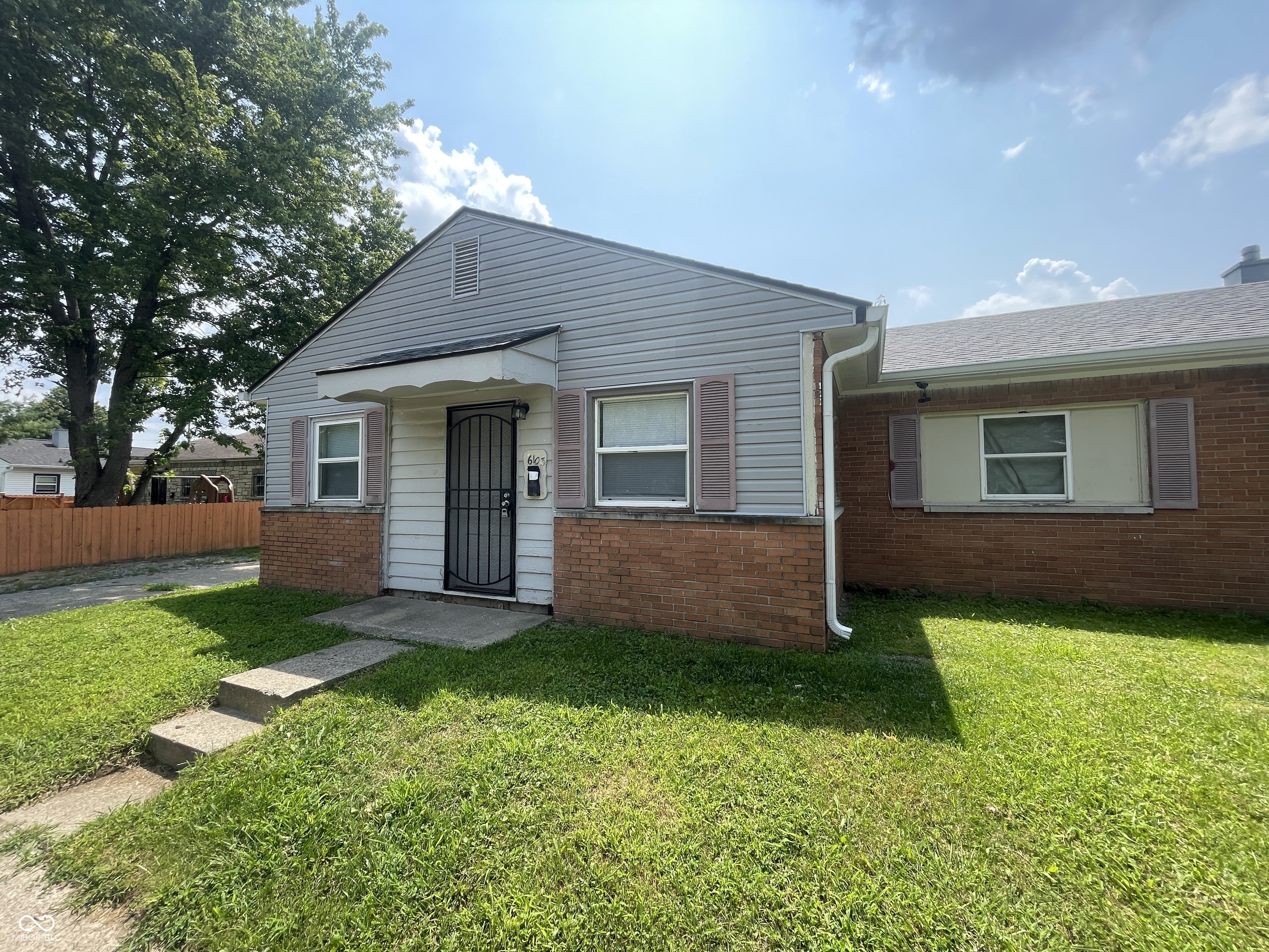 6101 Nimitz Drive