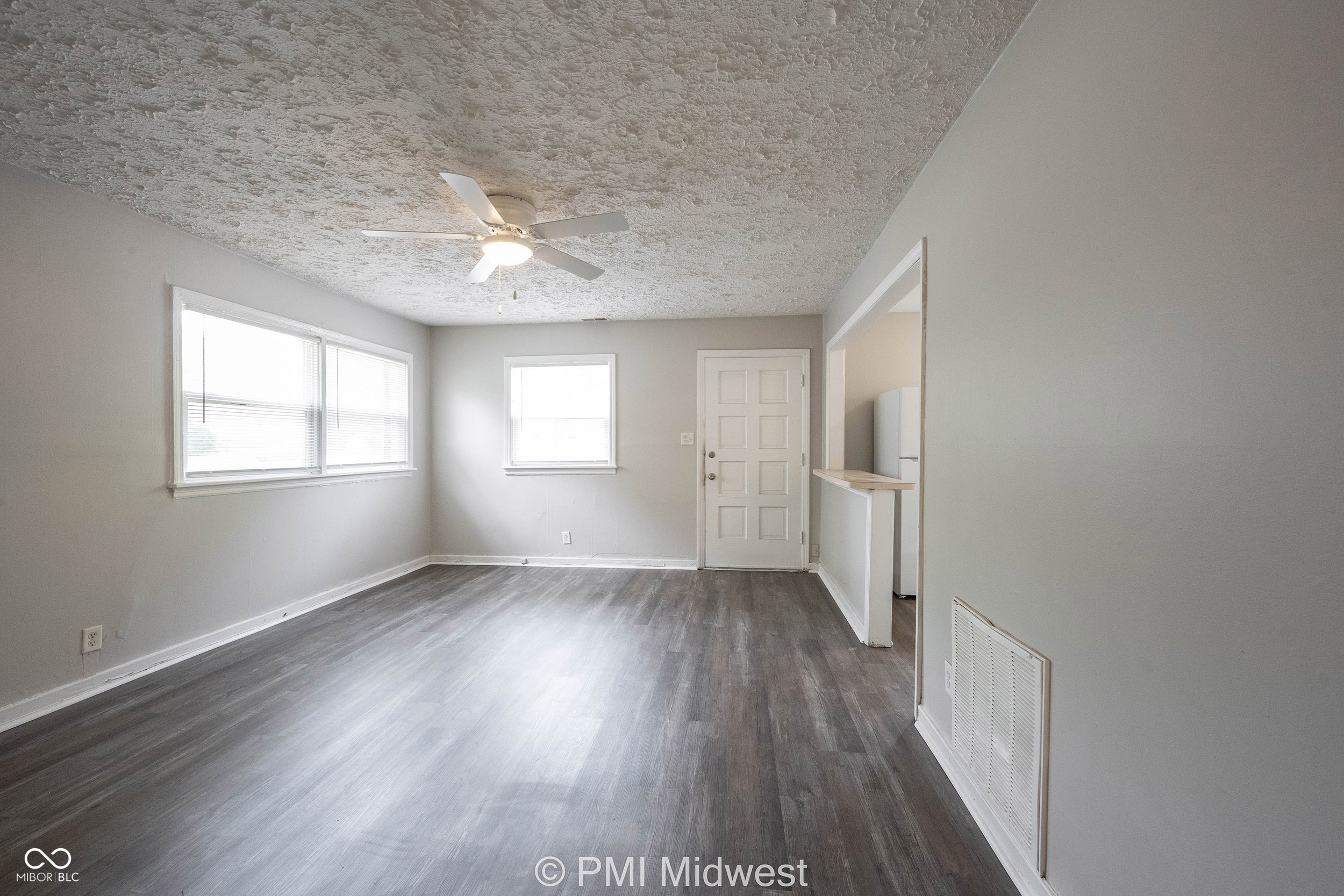 6101 Nimitz Drive