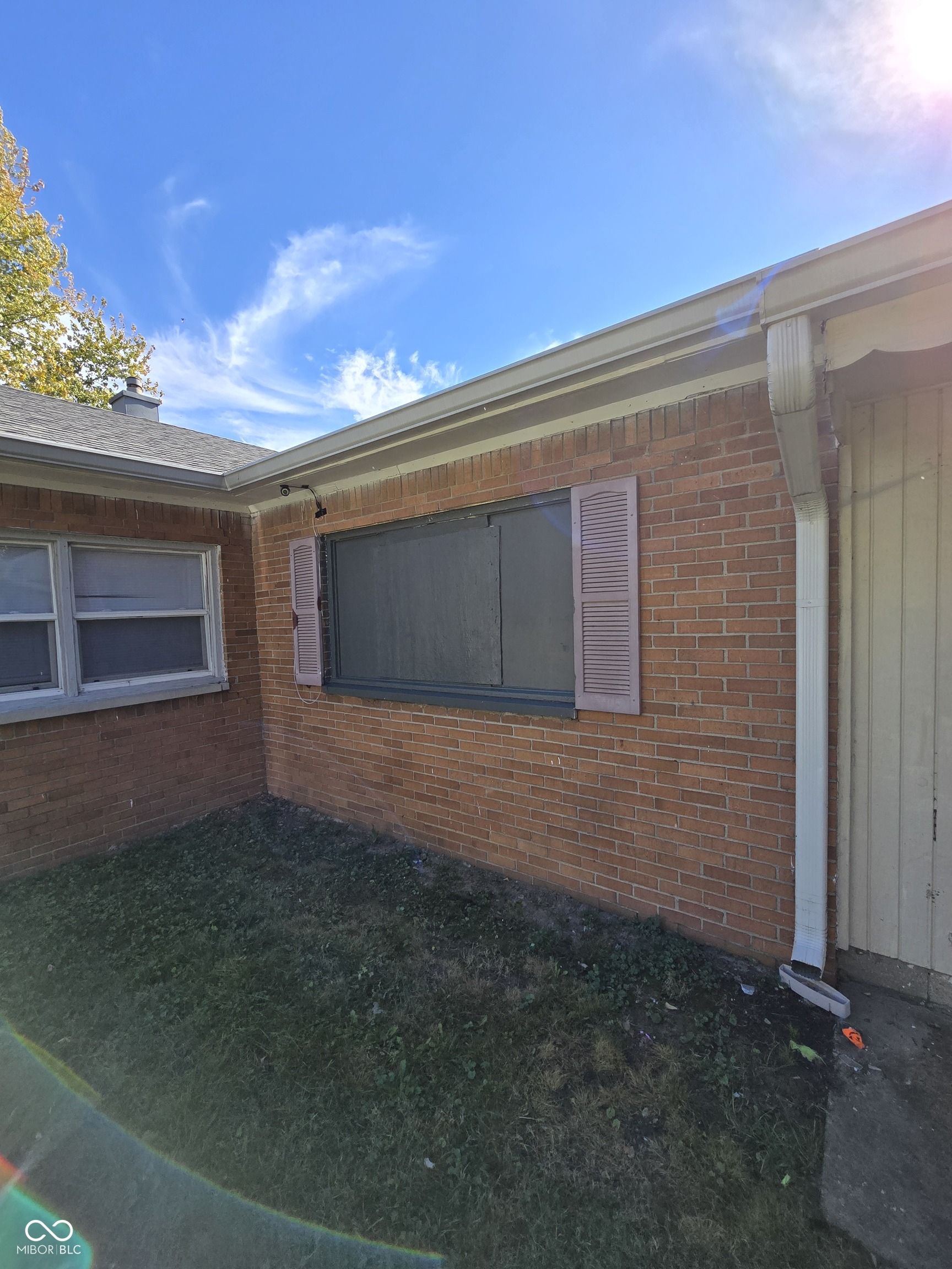6101 Nimitz Drive