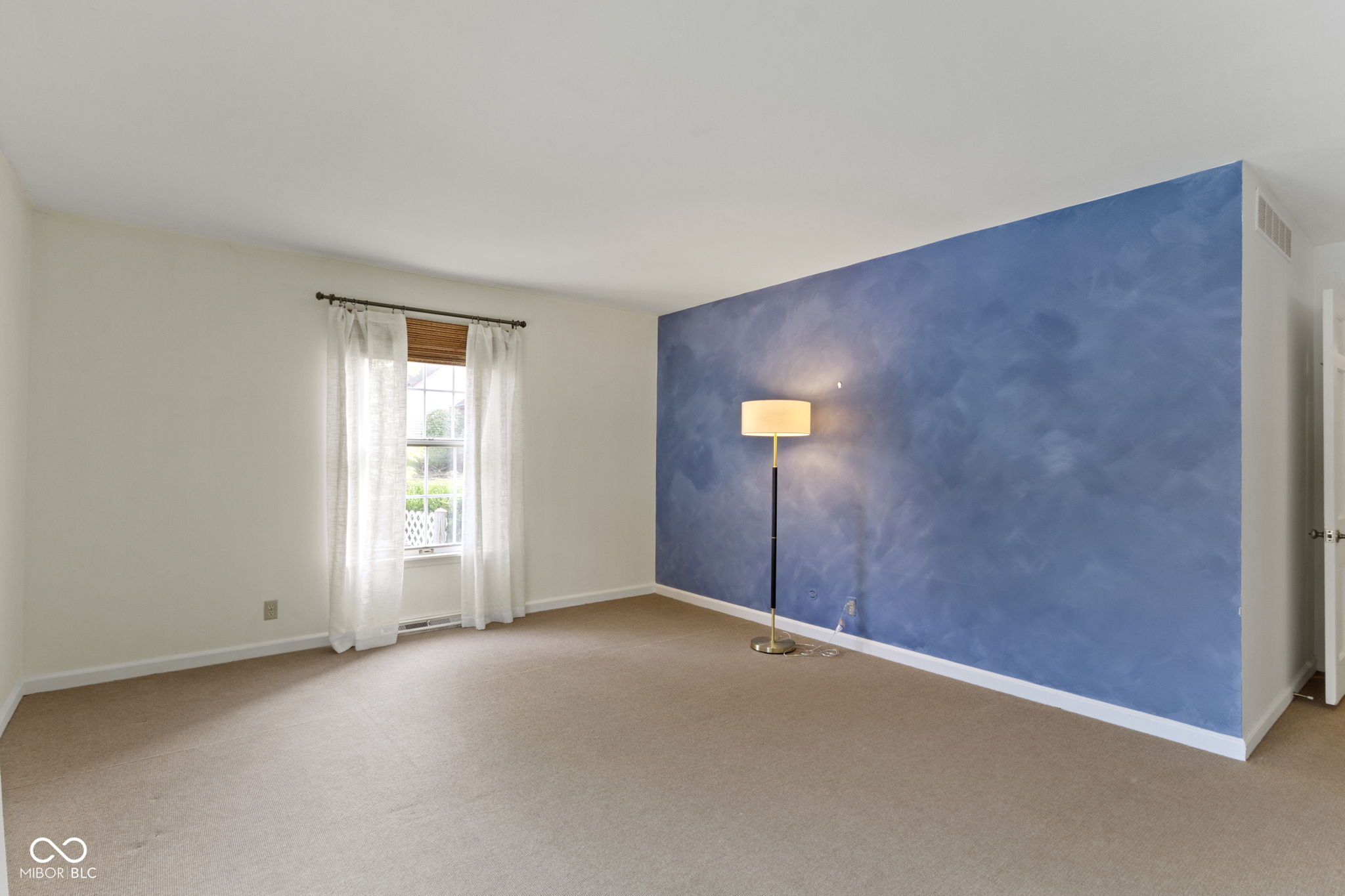 5420 Roxbury Road