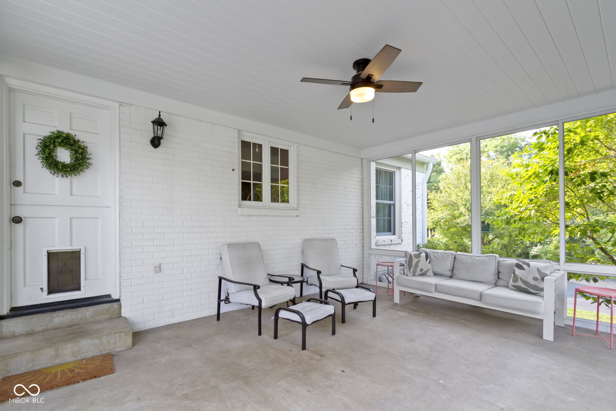 5420 Roxbury Road