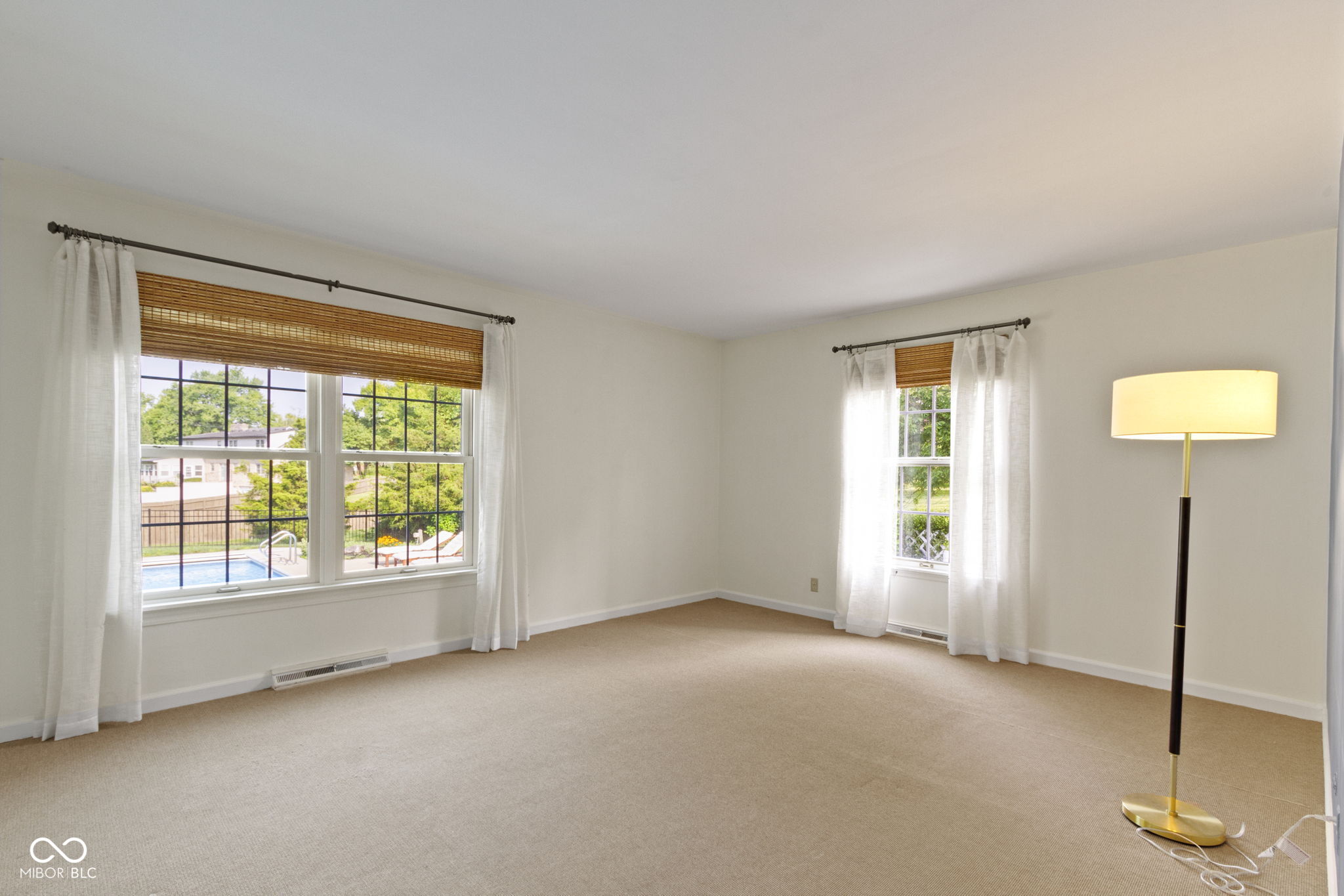 5420 Roxbury Road
