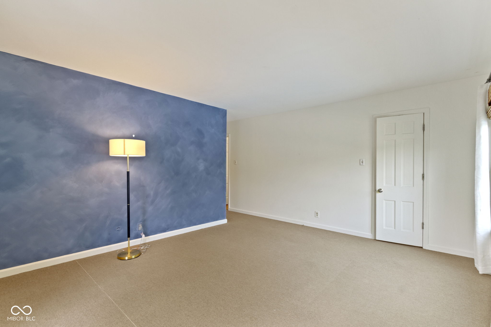 5420 Roxbury Road