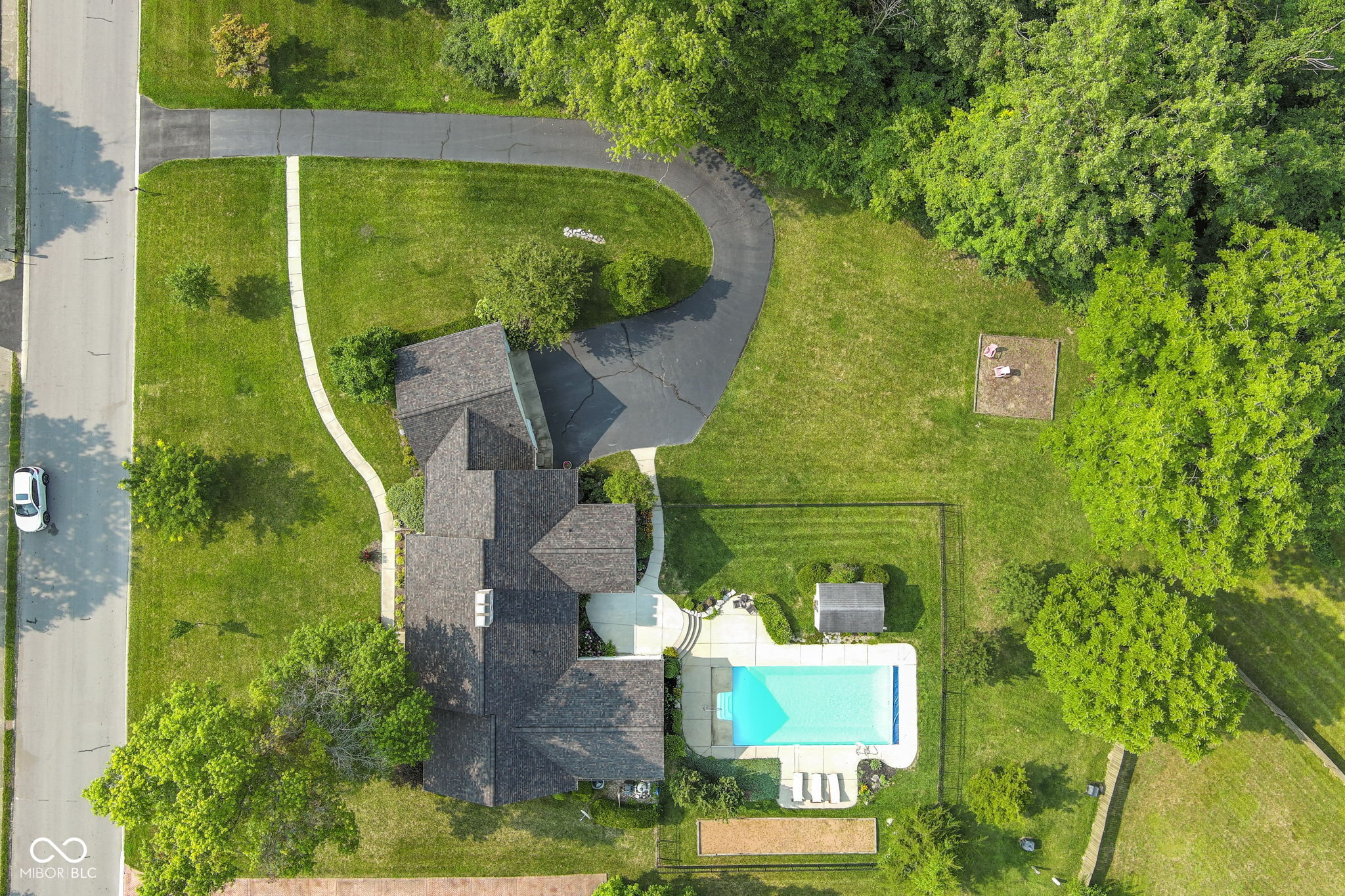 5420 Roxbury Road