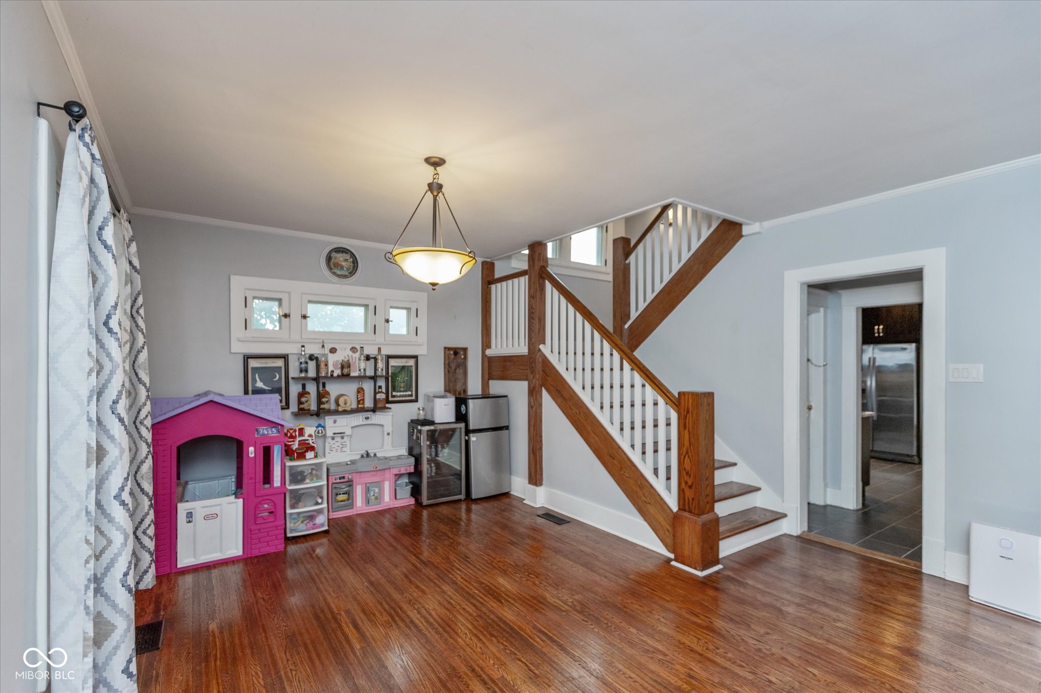 403 N West Street