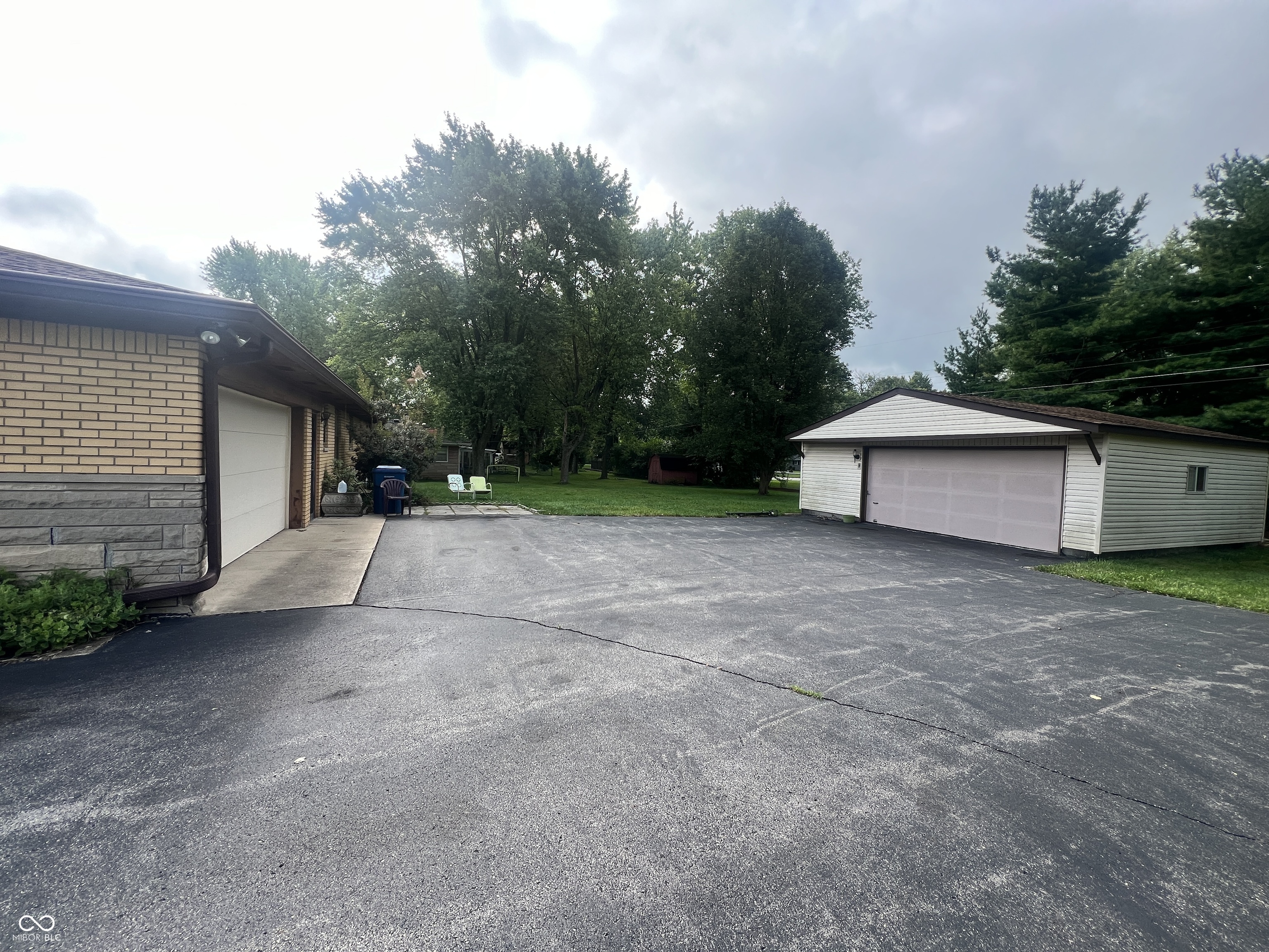 9539 Brookville Road