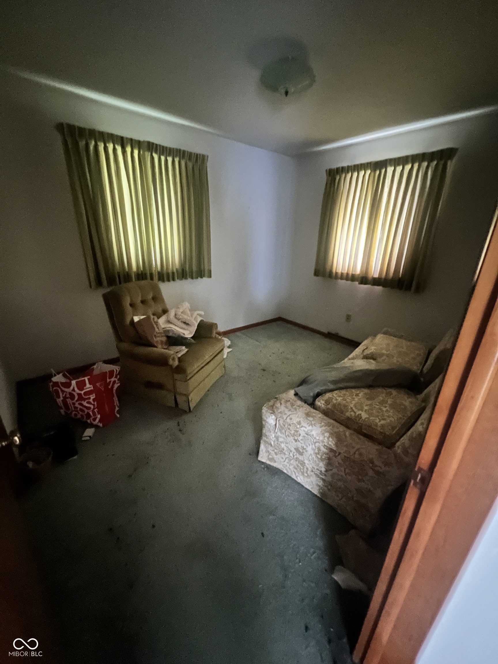 9539 Brookville Road