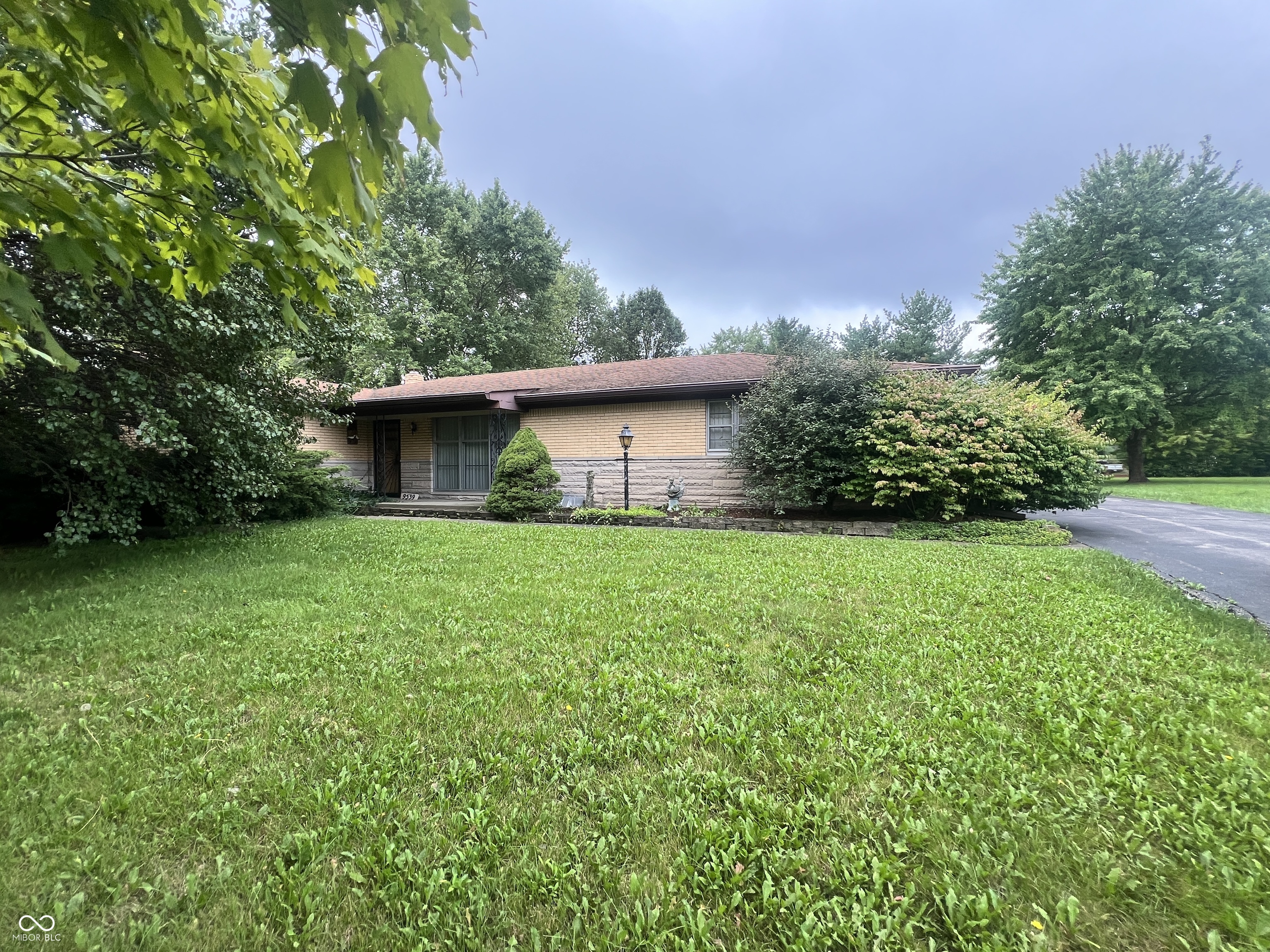 9539 Brookville Road