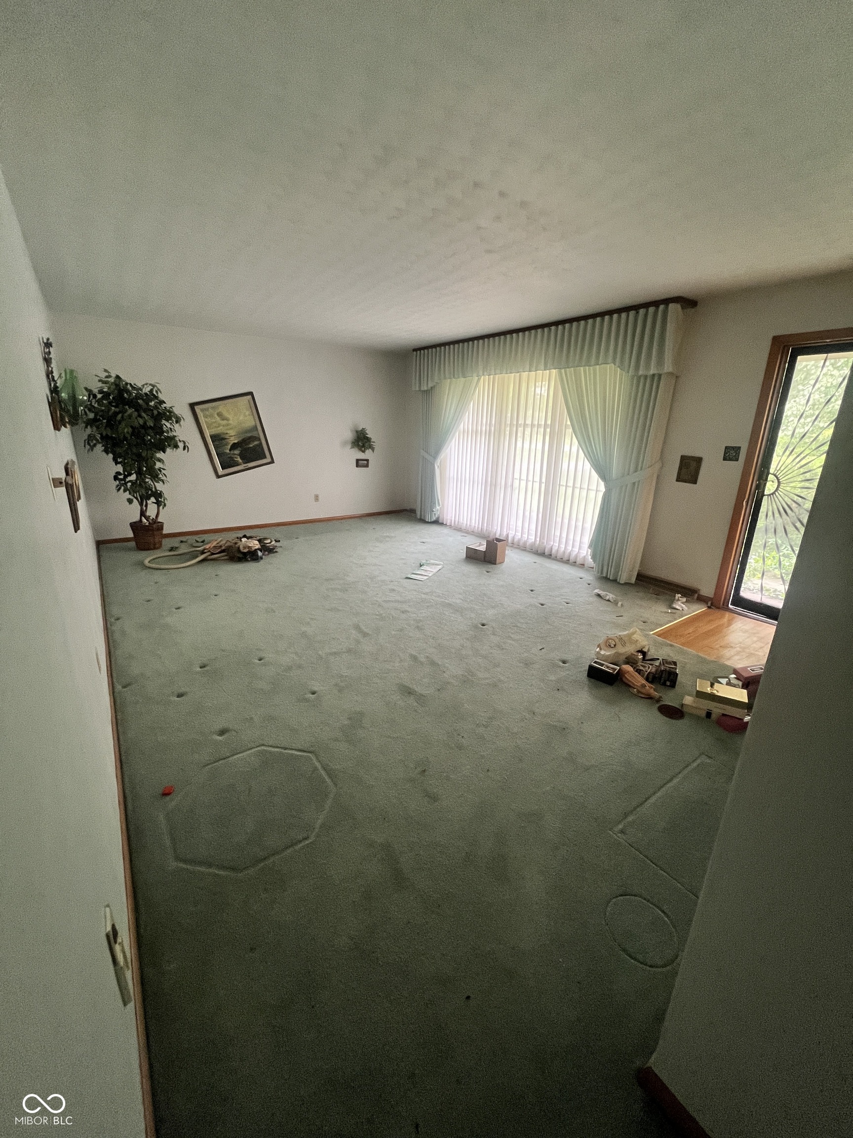 9539 Brookville Road