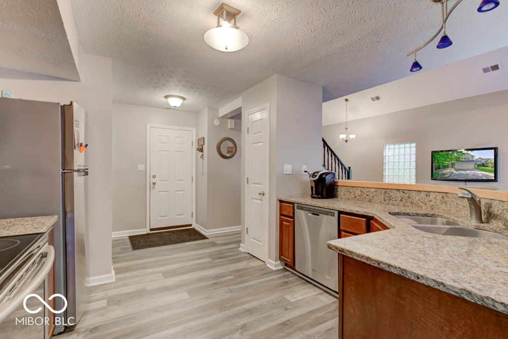 5183 Pin Oak Drive
