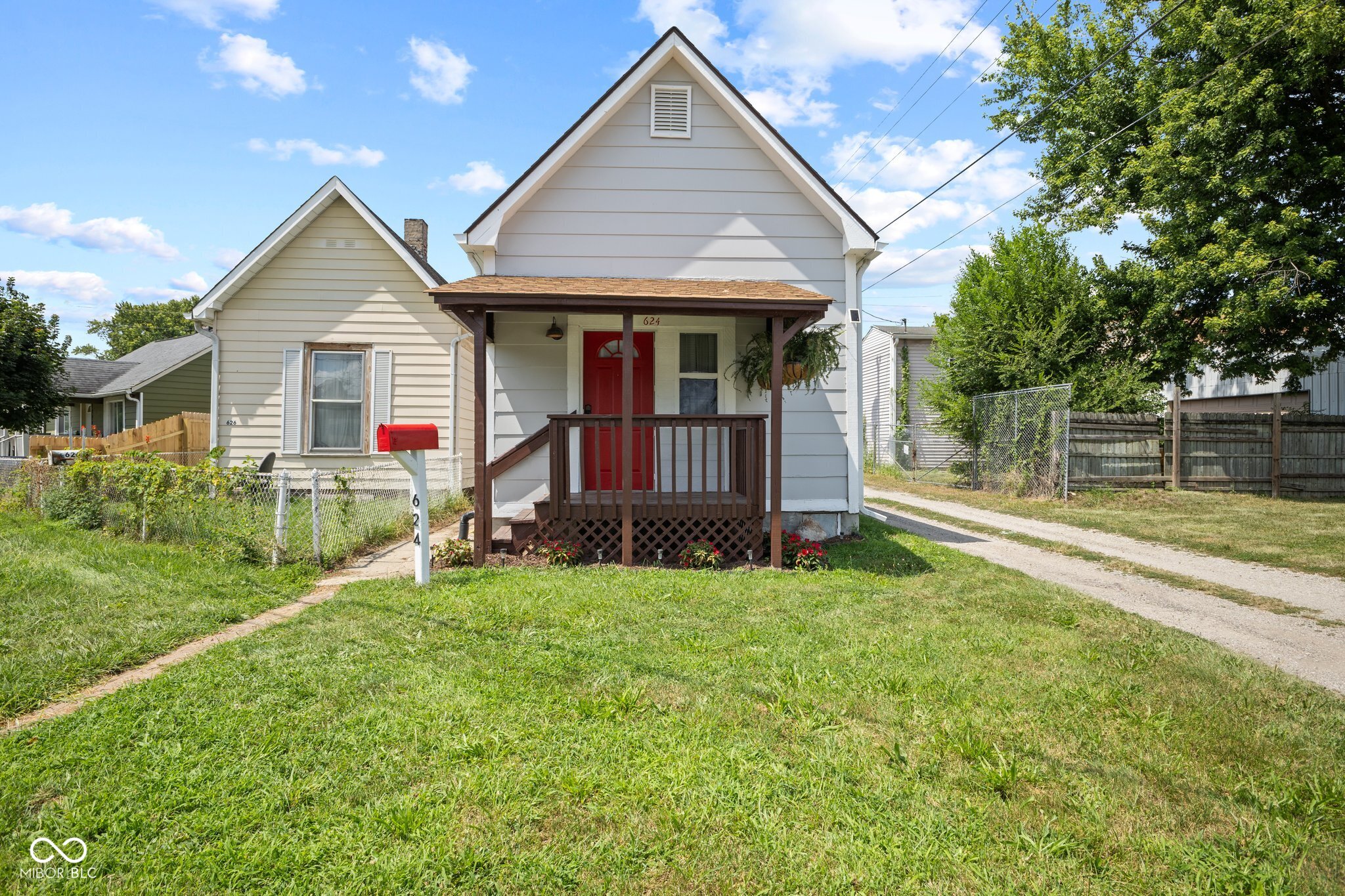 624 Holly Avenue