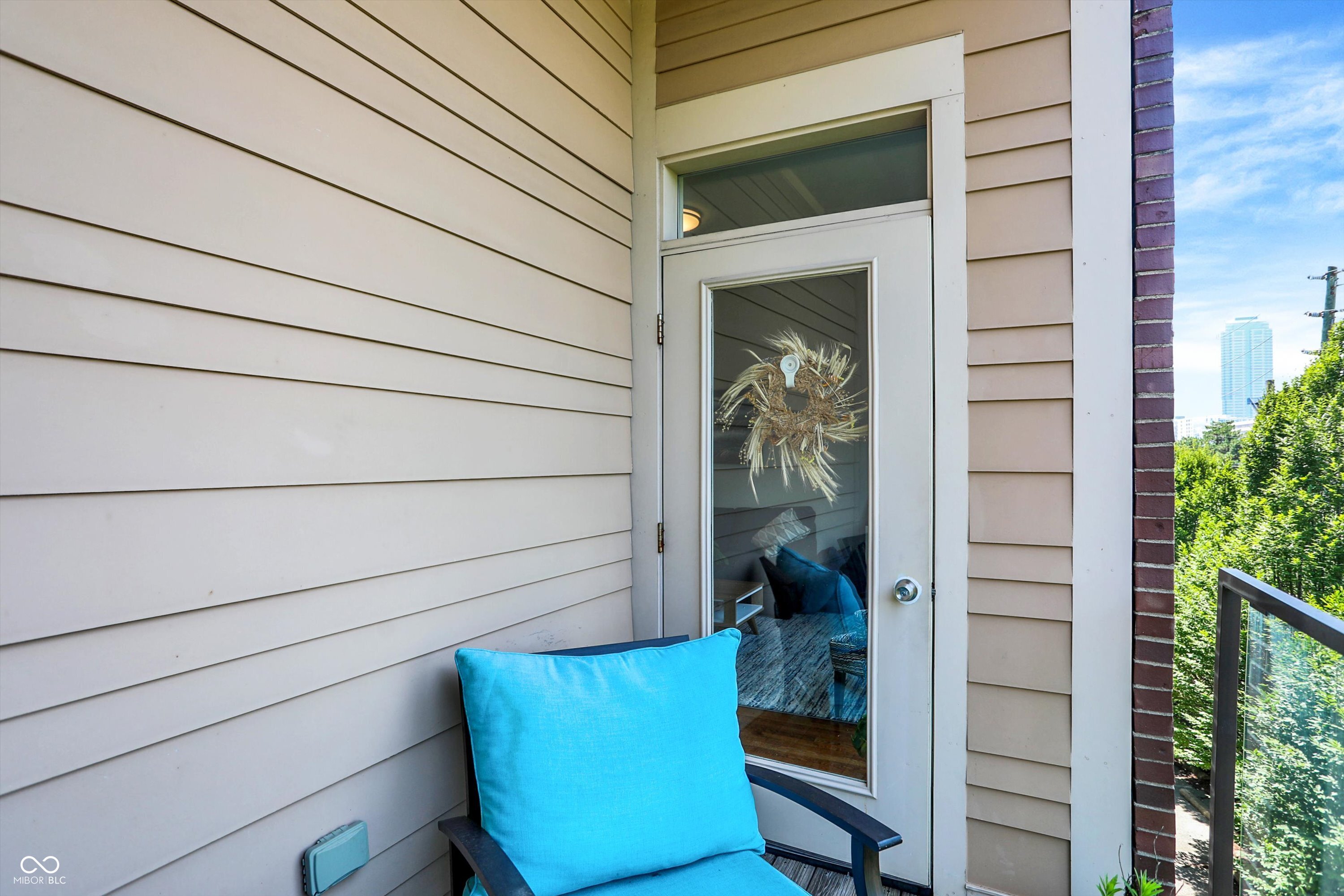 233 E Saint Joseph Street Unit: 3A